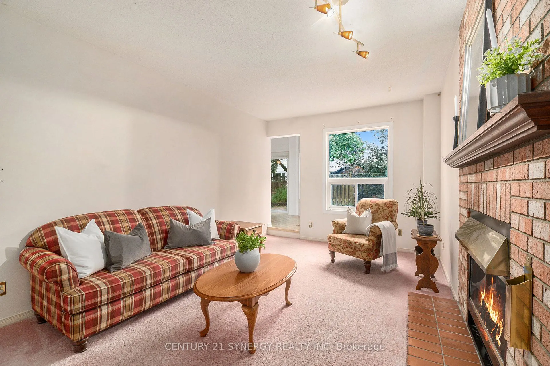 1723 Cara Crescent