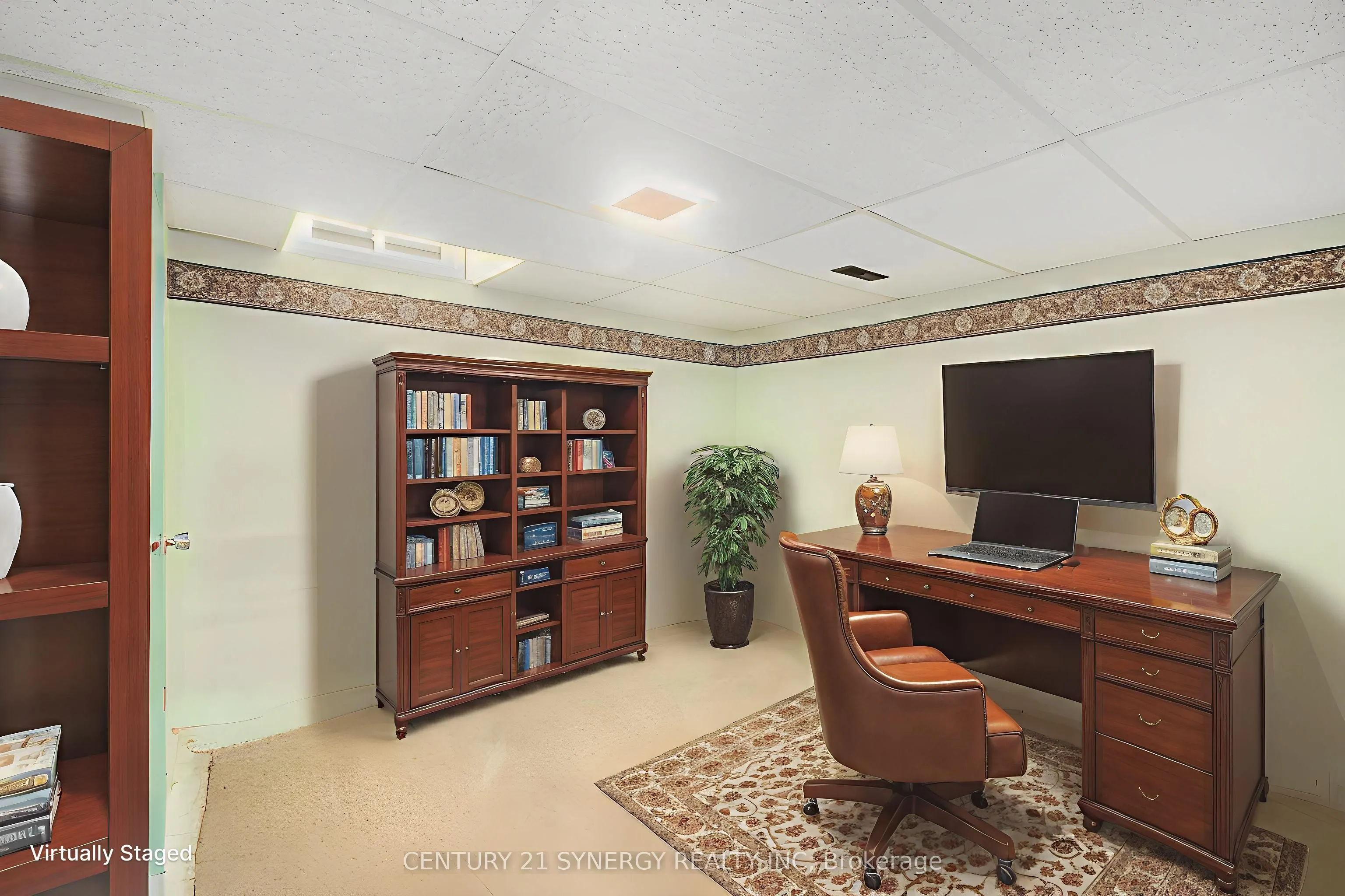 1723 Cara Crescent