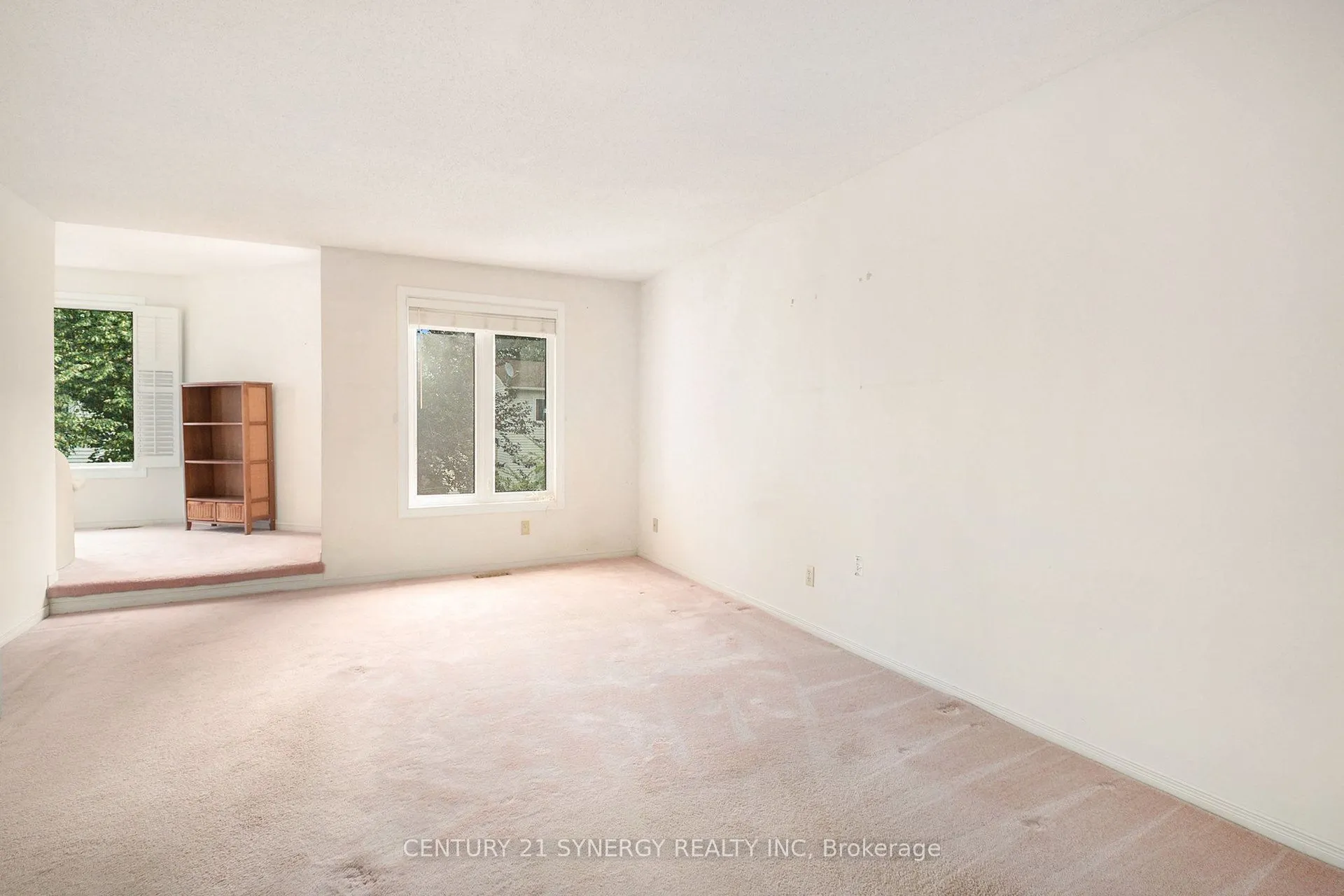 1723 Cara Crescent