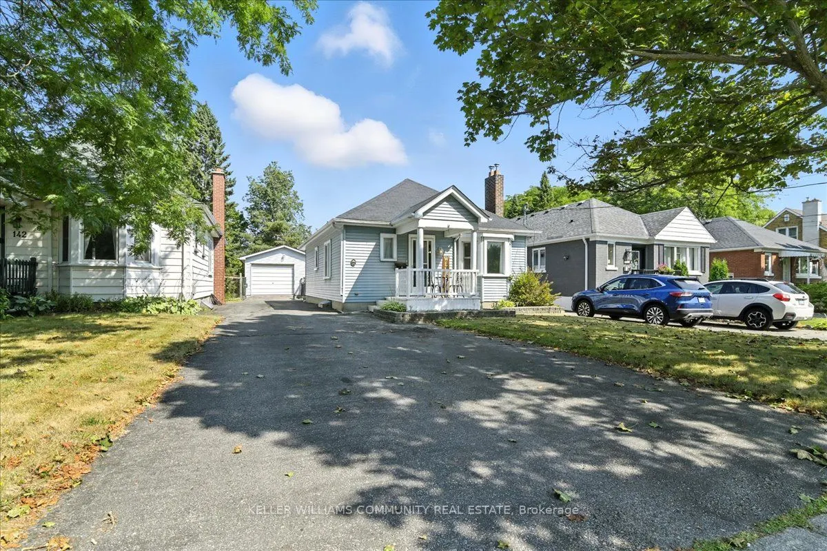 144 University Avenue E