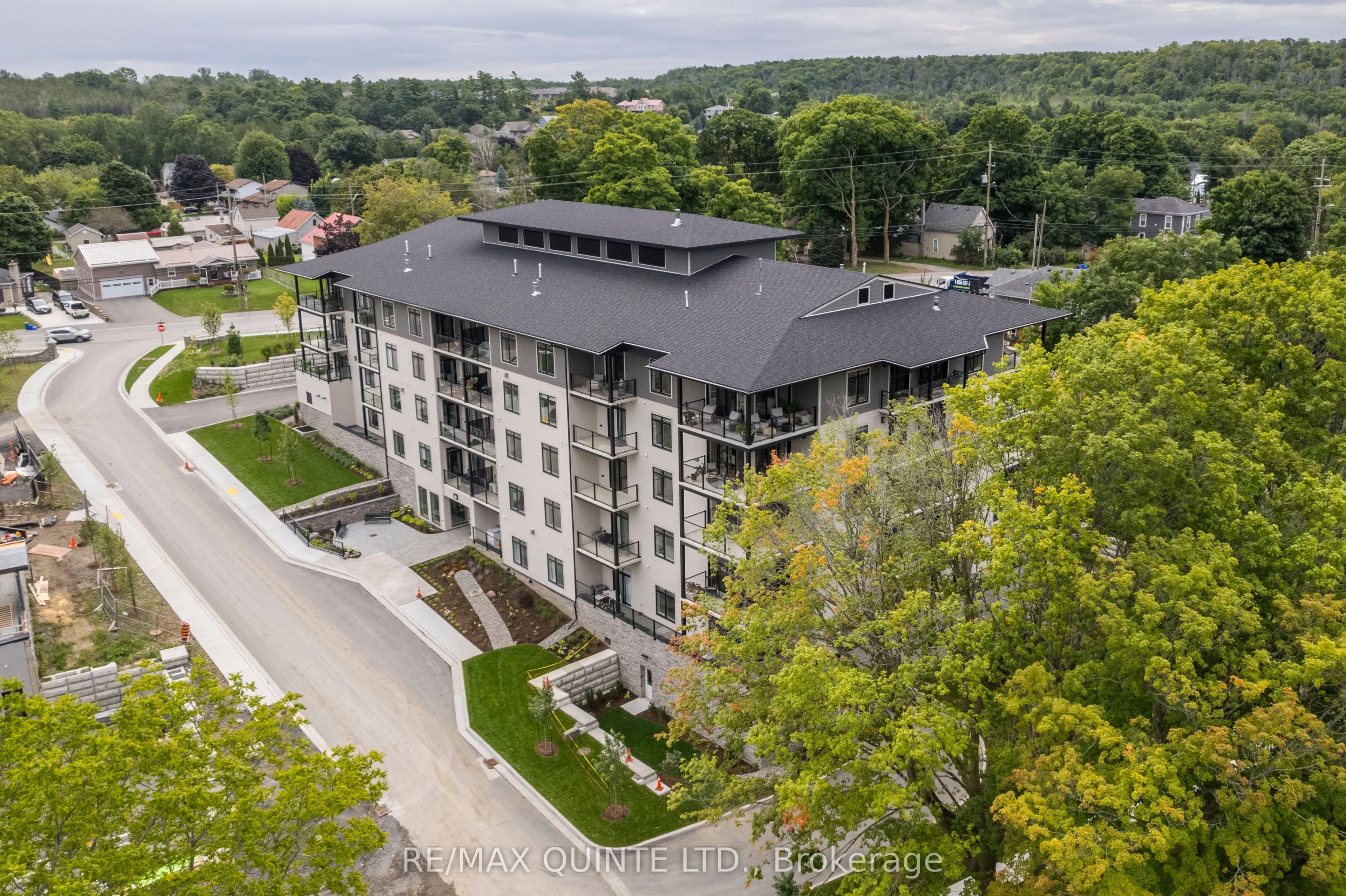 17 Cleave Avenue, #407