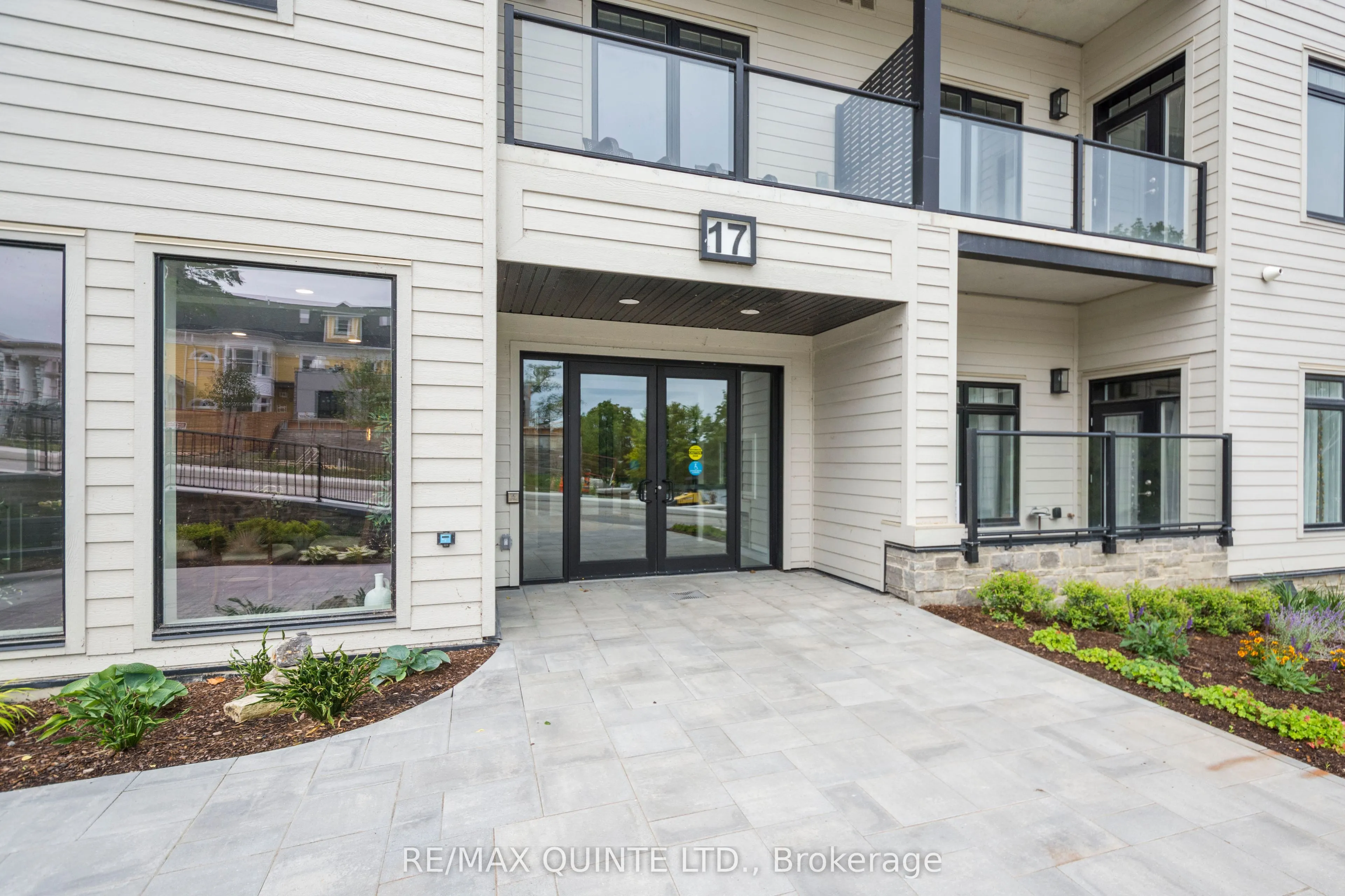 17 Cleave Avenue, #407