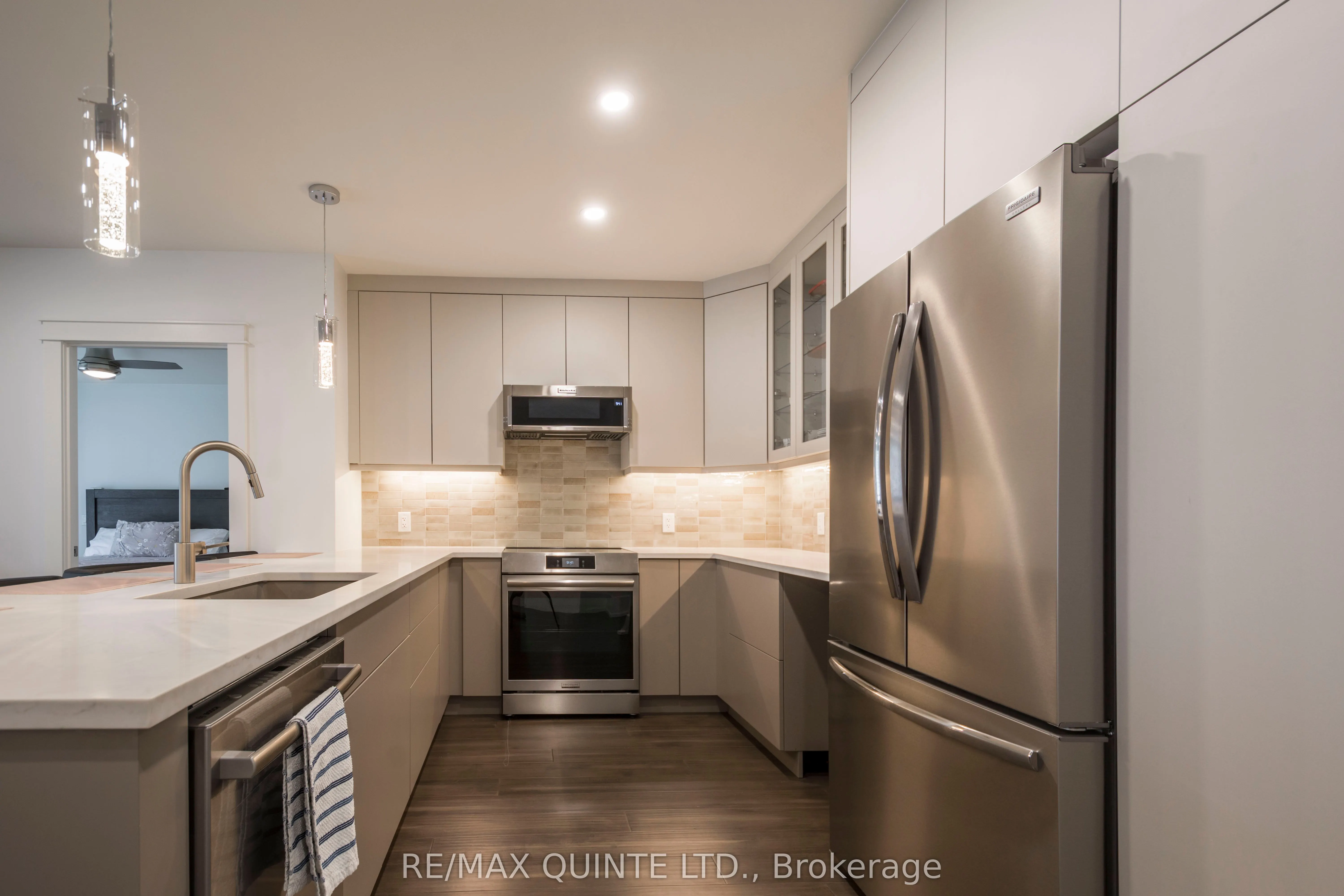 17 Cleave Avenue, #407