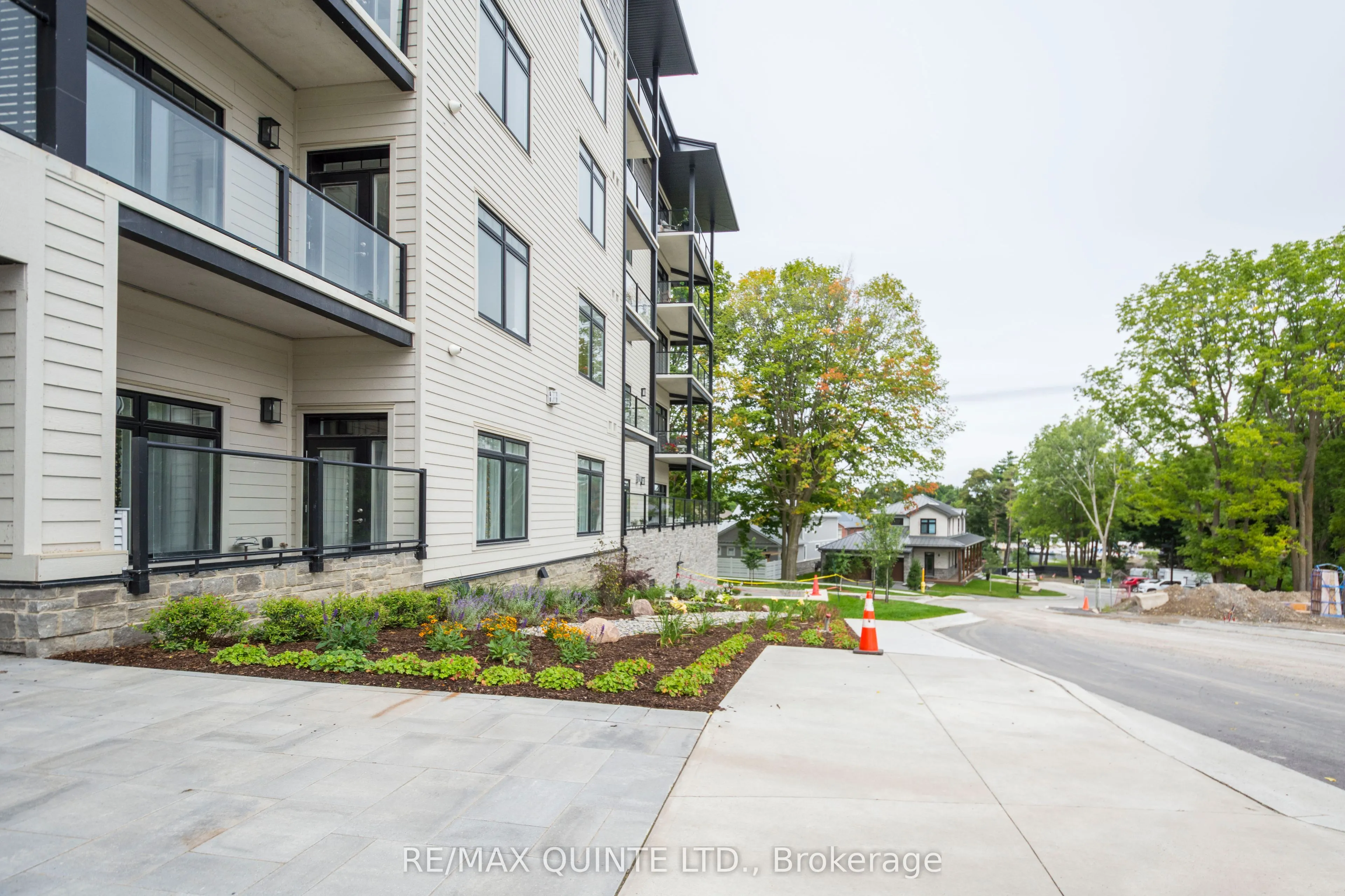 17 Cleave Avenue, #407