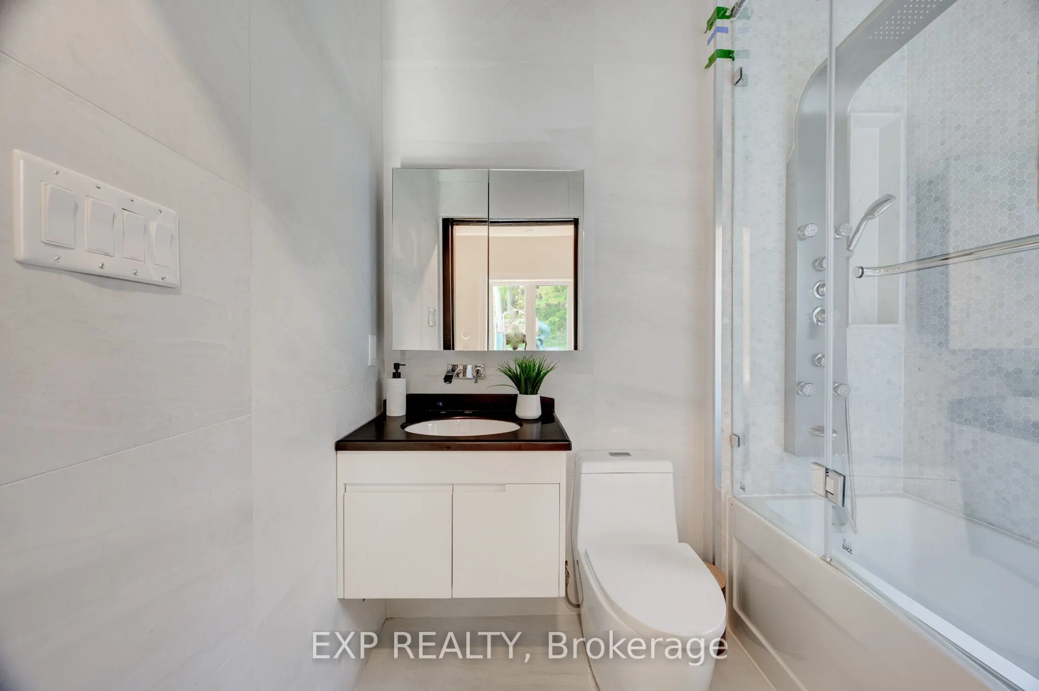 237 MAIN Street W, #B