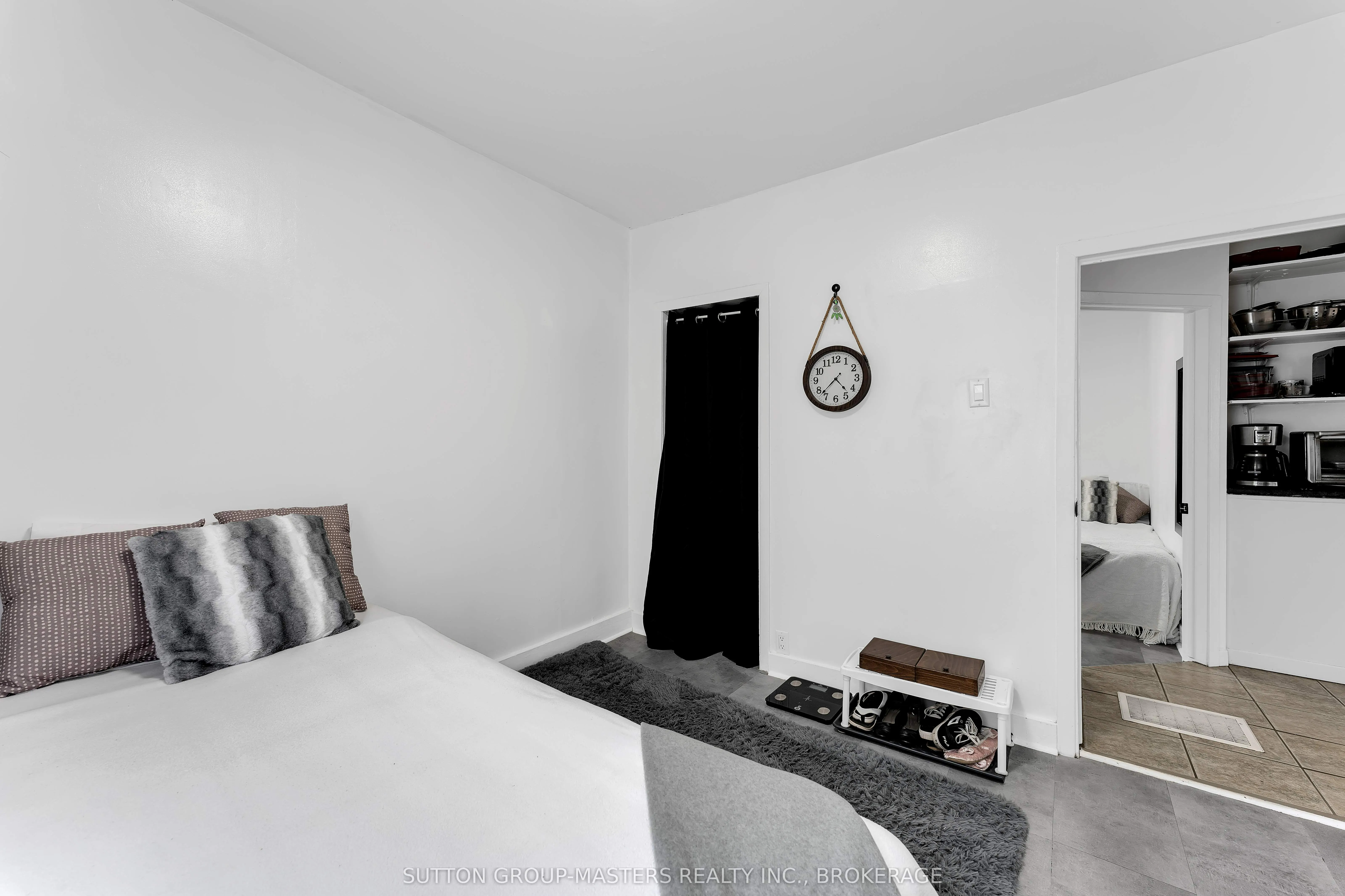 11 Kingscourt Avenue