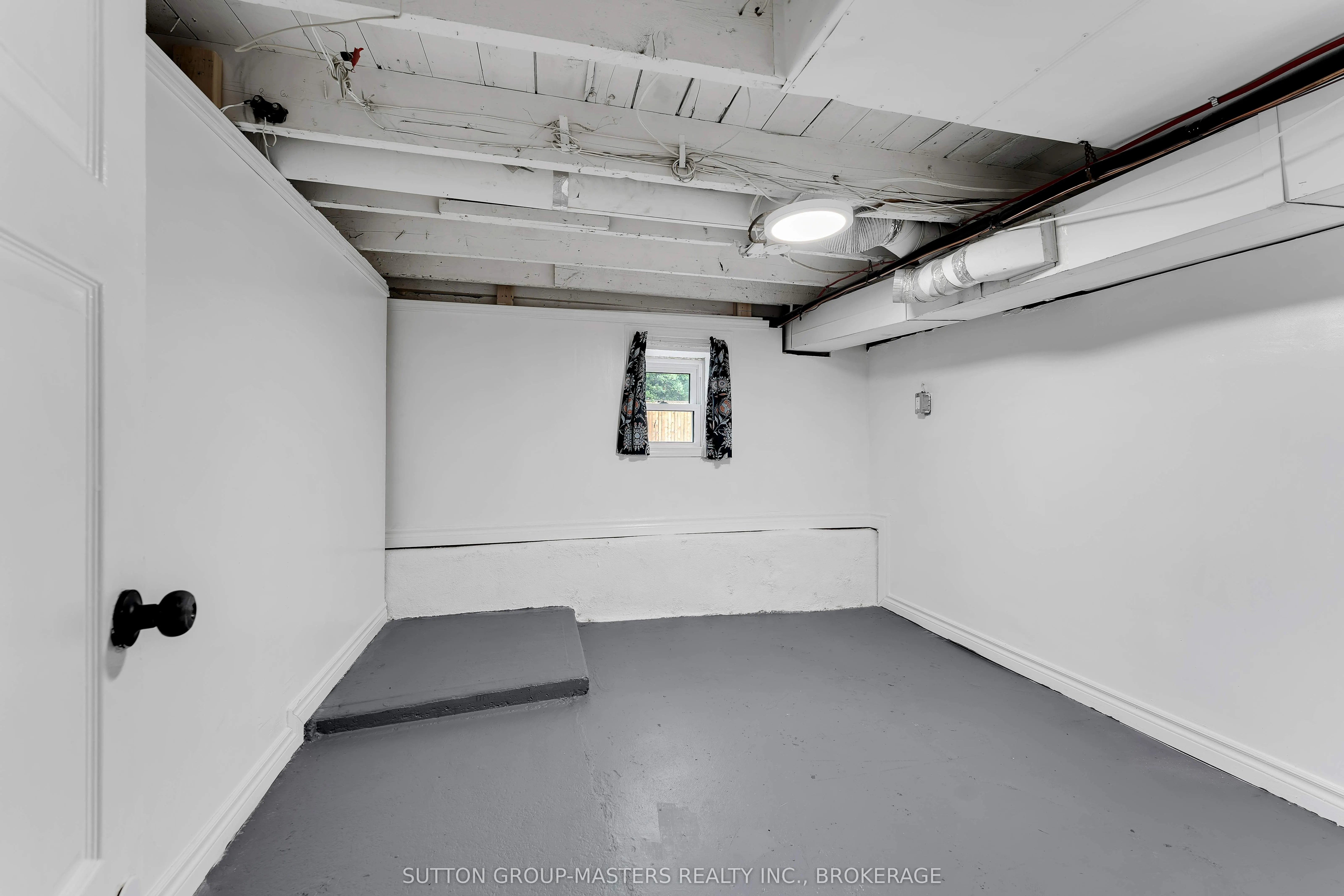 11 Kingscourt Avenue