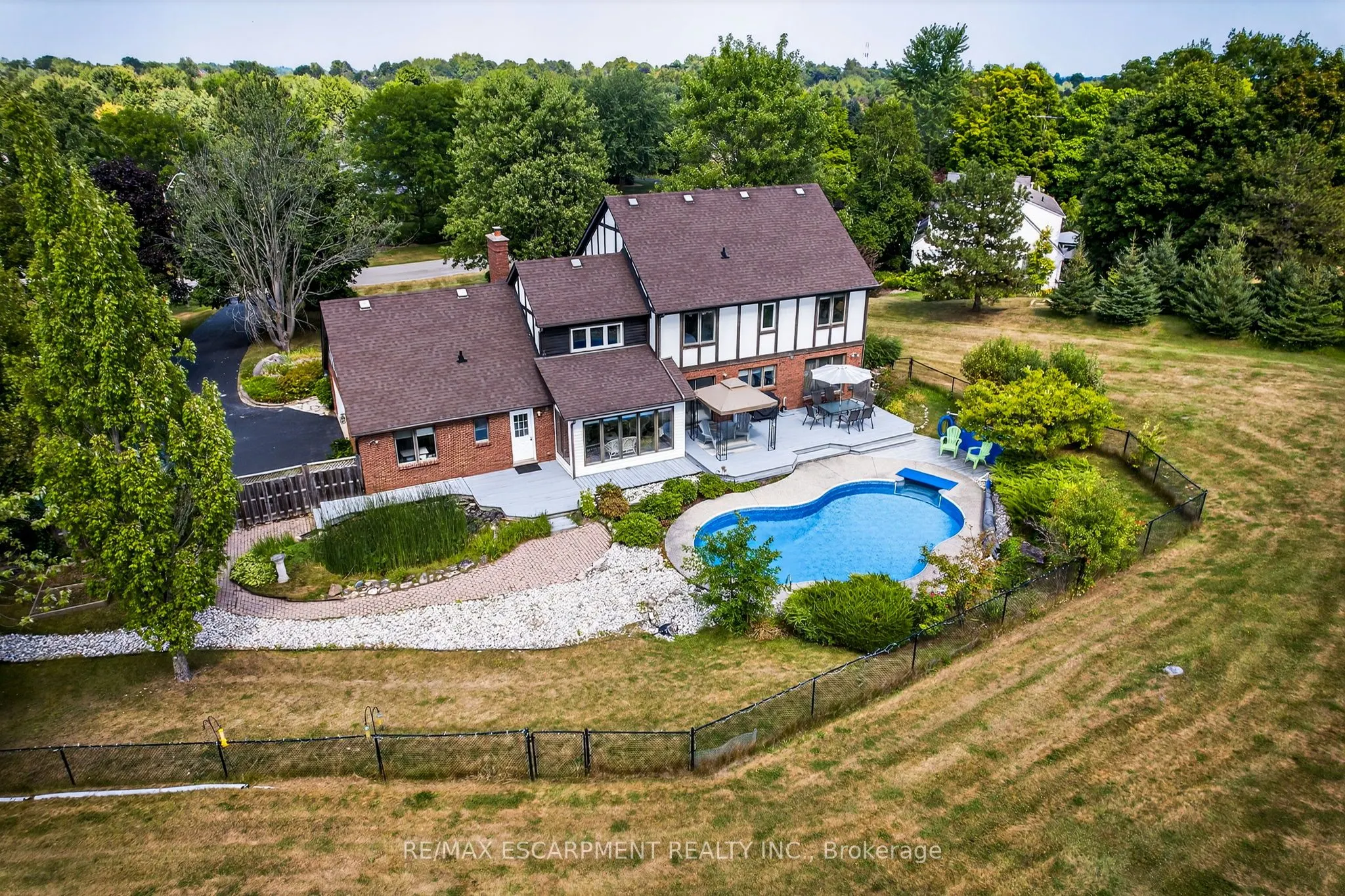 22 Weneil Drive