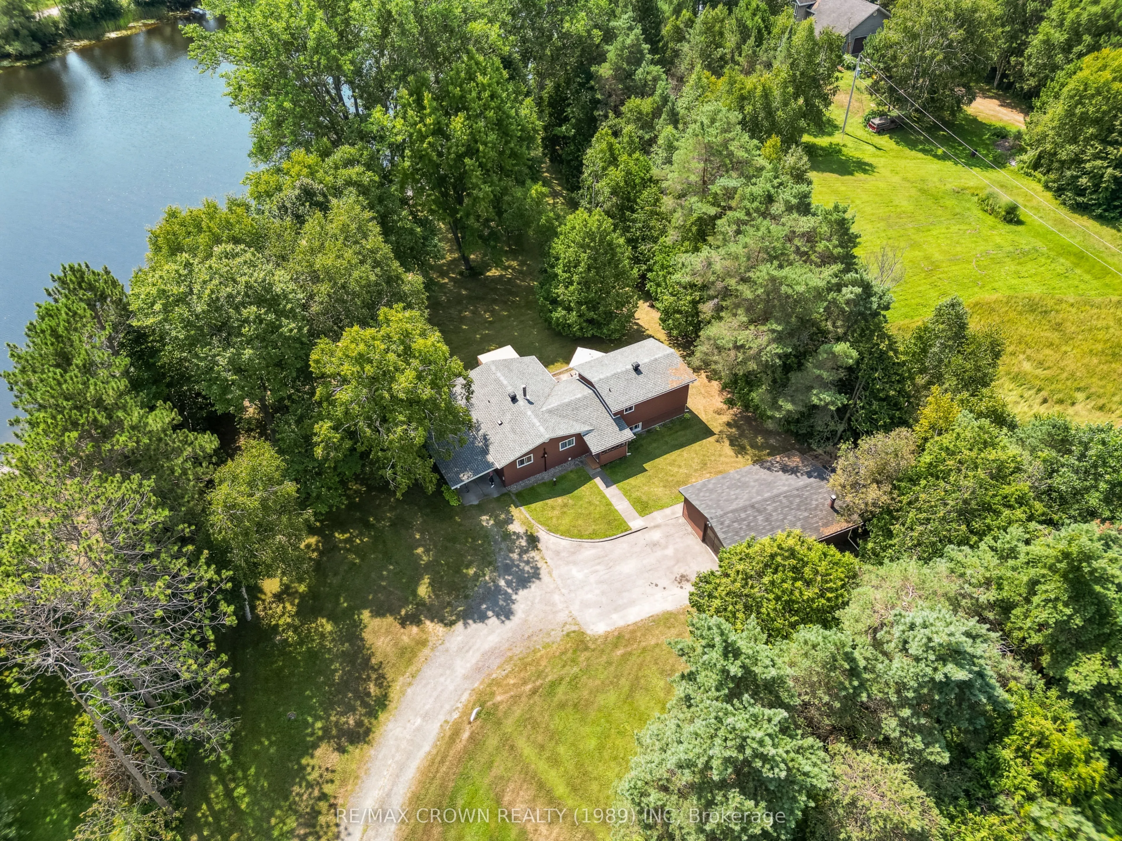 796 Lalande Road