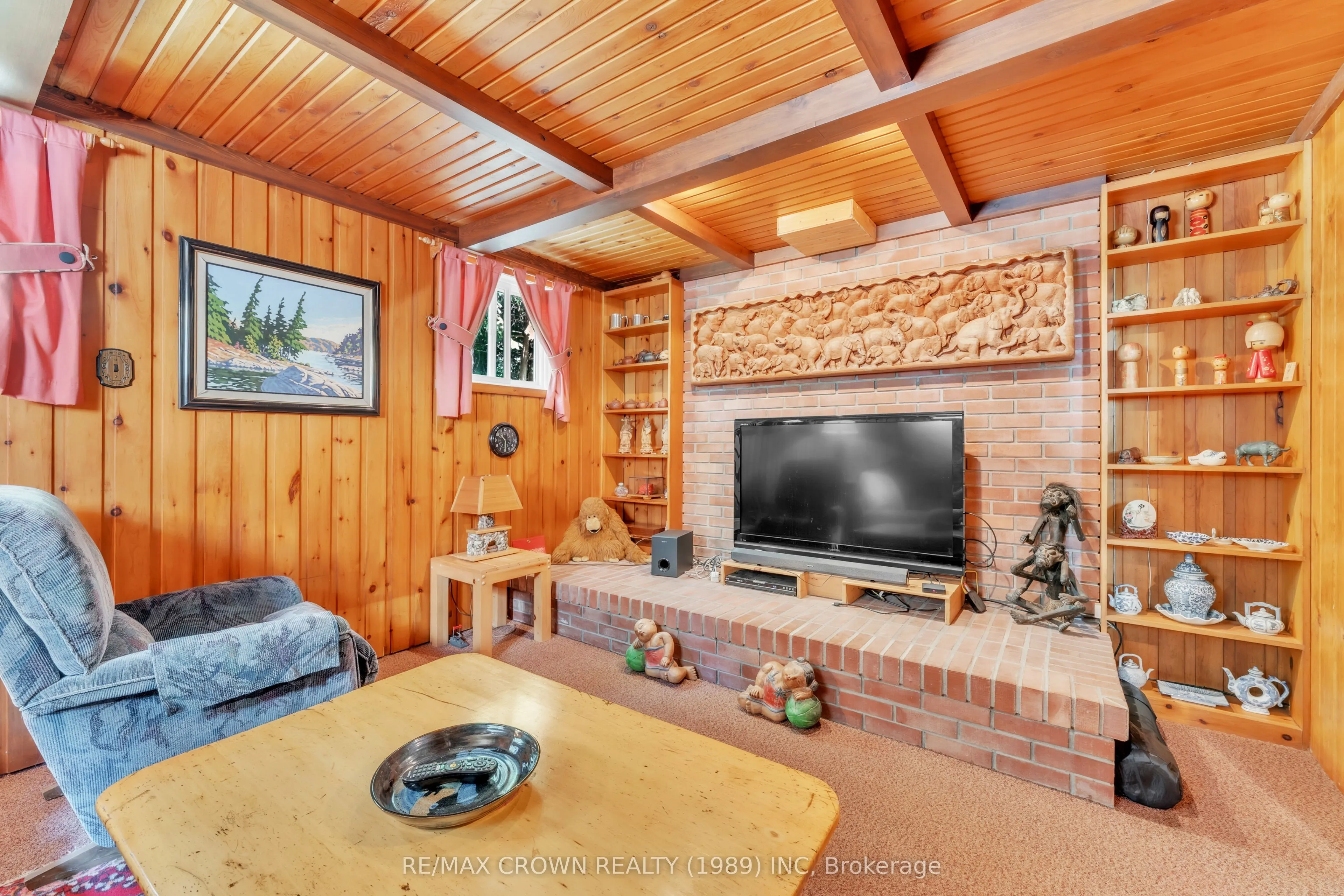 796 Lalande Road