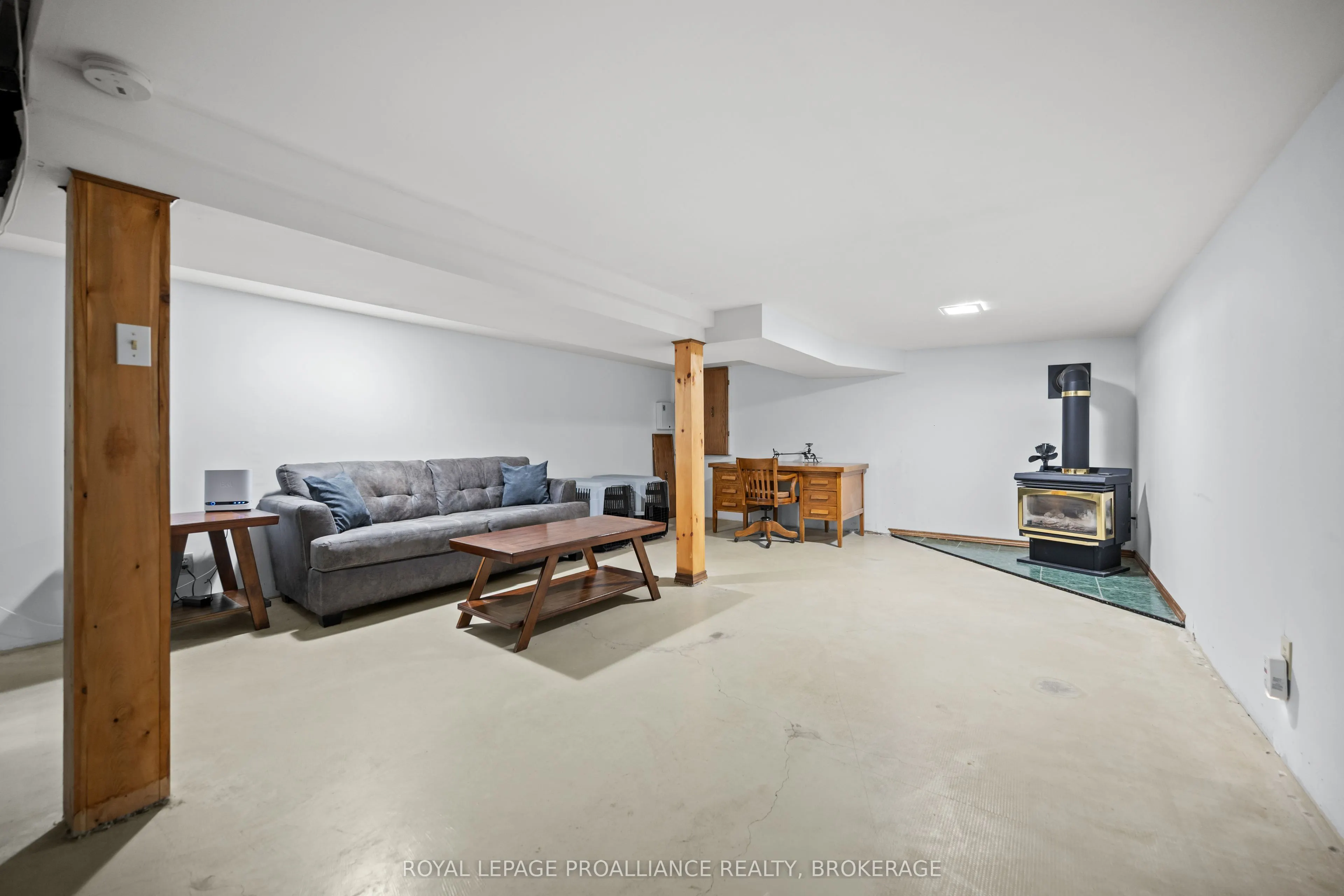1596 Grousewood Lane