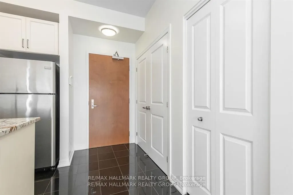 242 Rideau Street