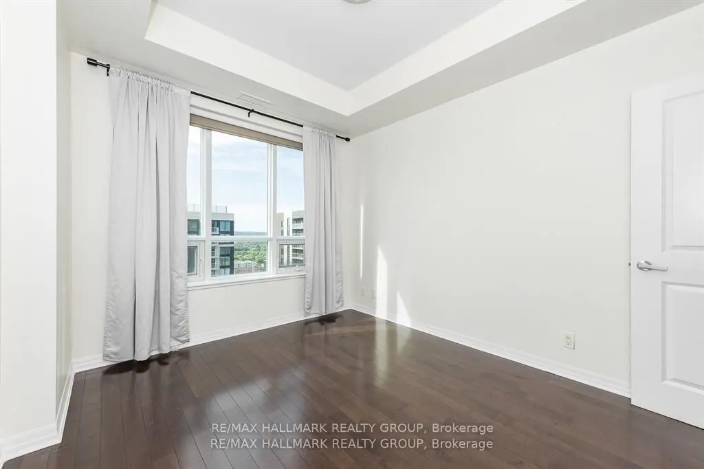 242 Rideau Street