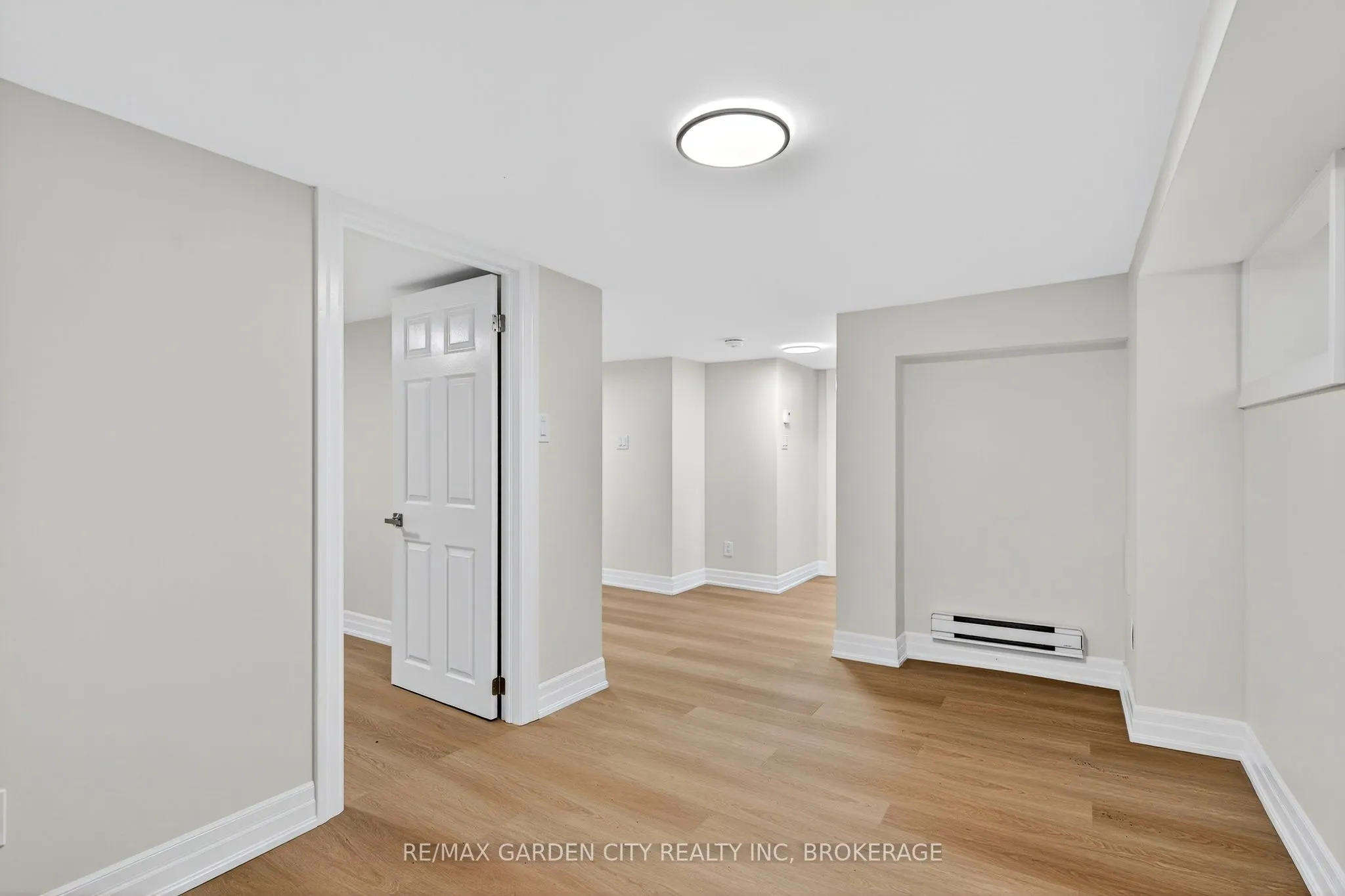 104 Carrick Avenue, #LOWER