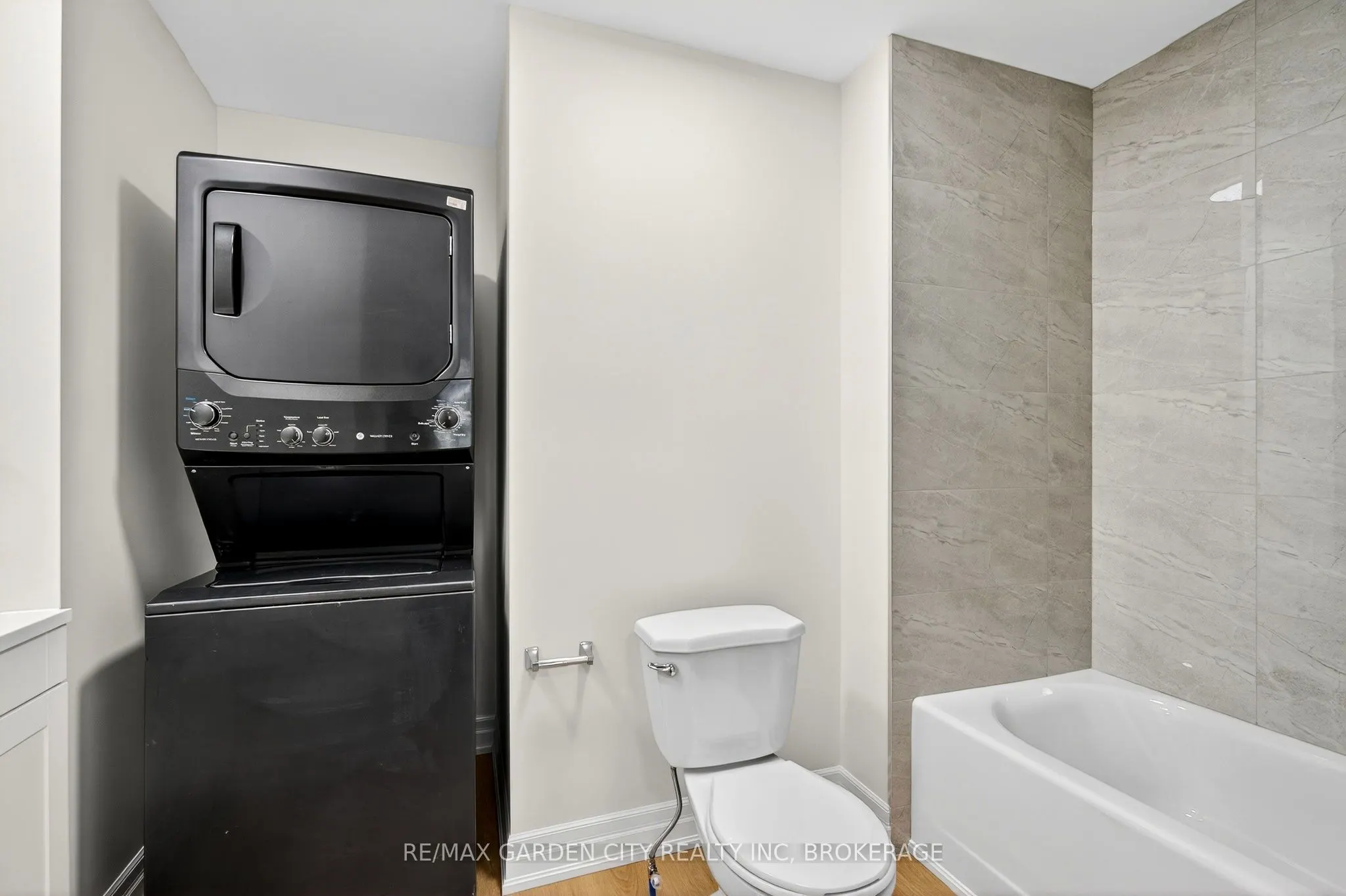 104 Carrick Avenue, #MAIN