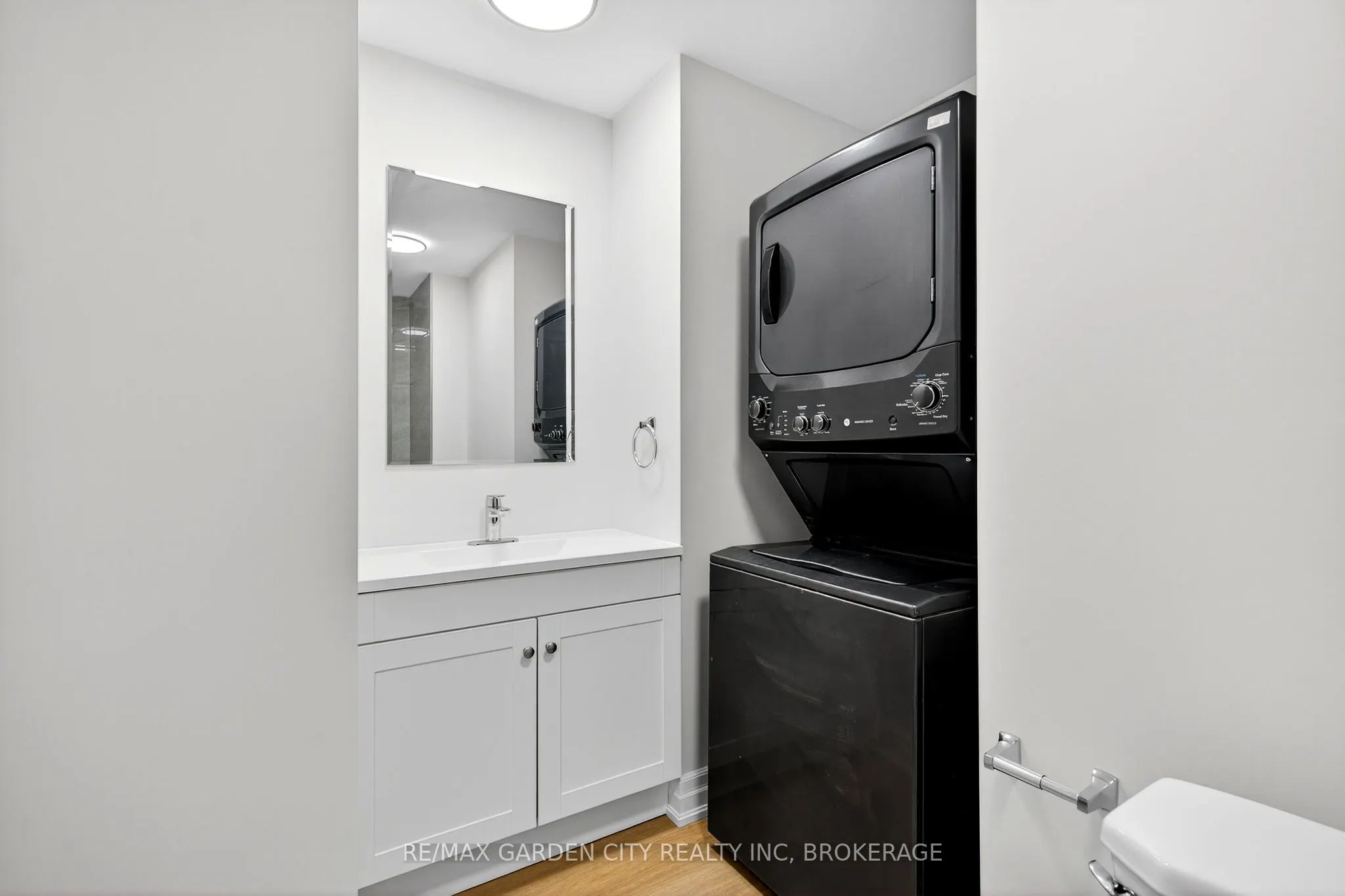 104 Carrick Avenue, #MAIN