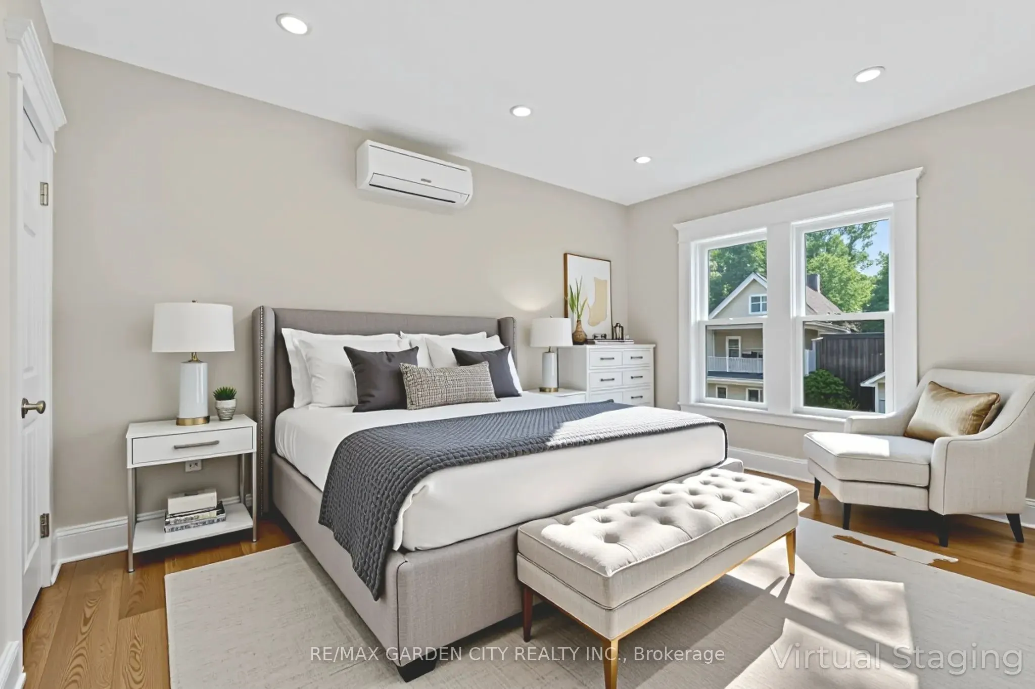 104 Carrick Avenue, #Upper