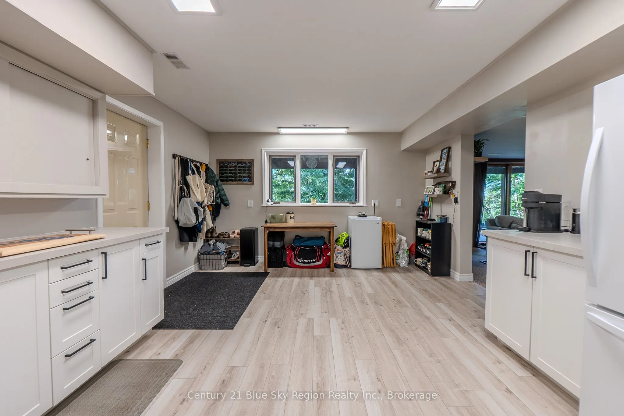 708 Anita Avenue