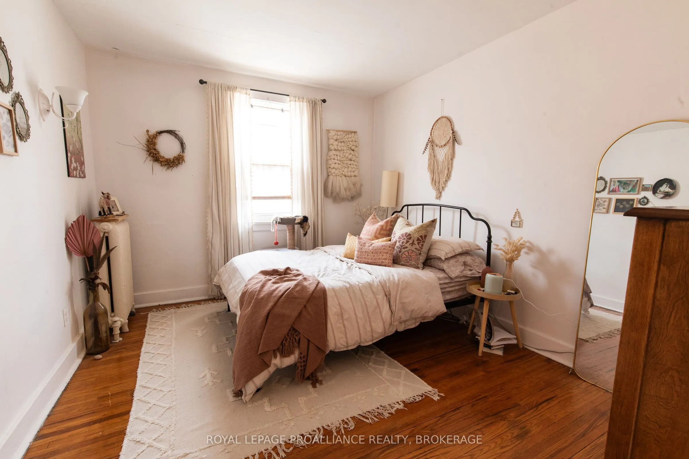 512-514 Macdonnell Street