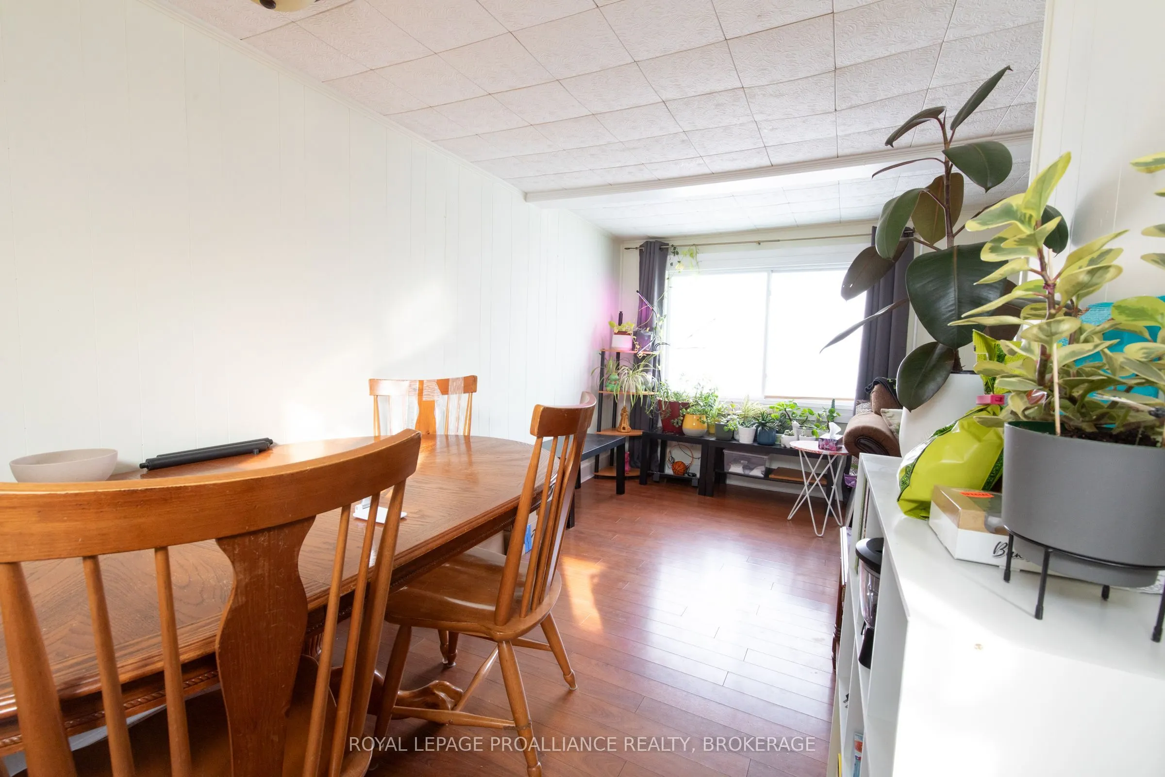 512-514 Macdonnell Street