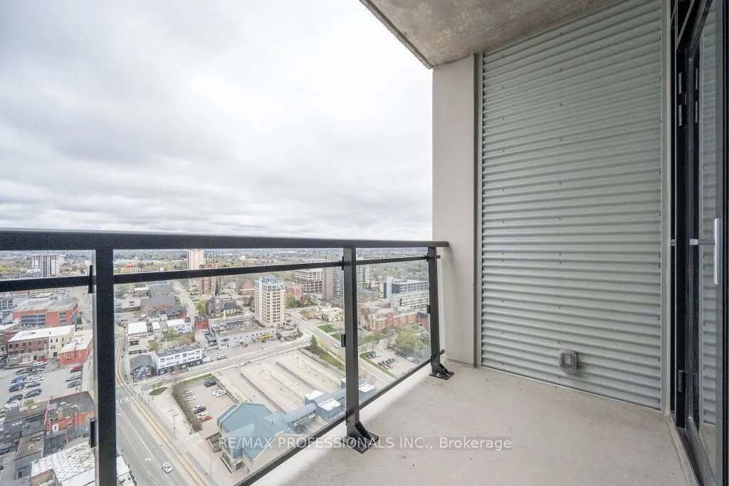 60 Charles Street W, #2504