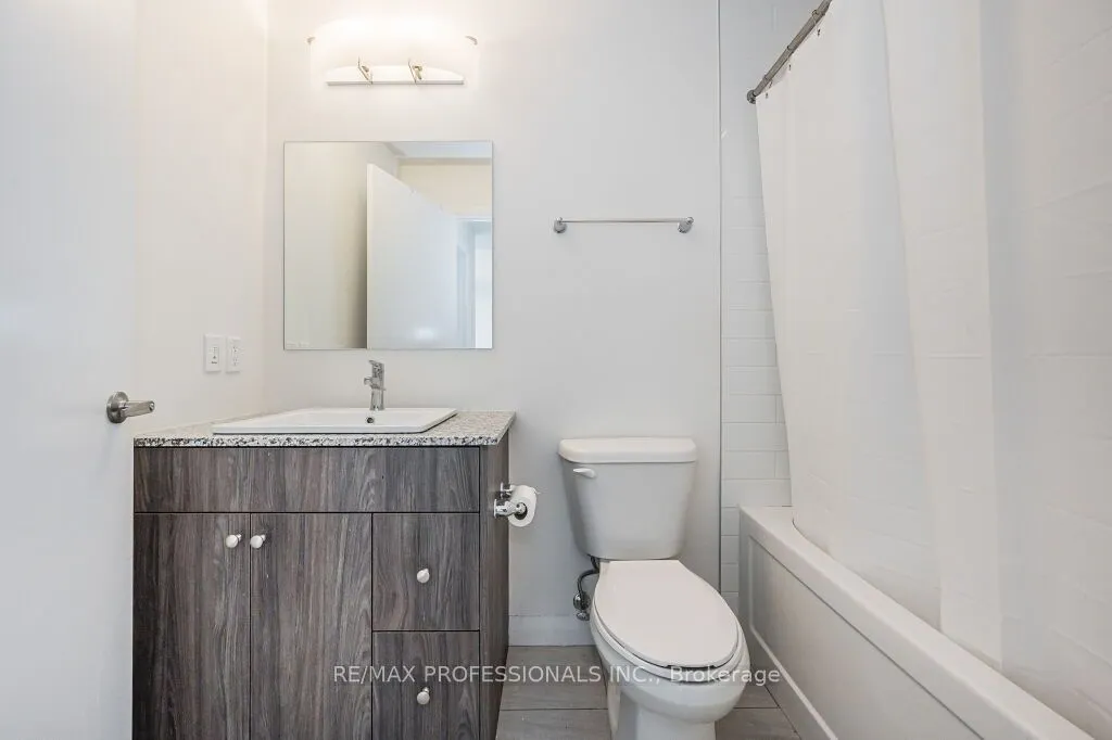 60 Charles Street W, #2504