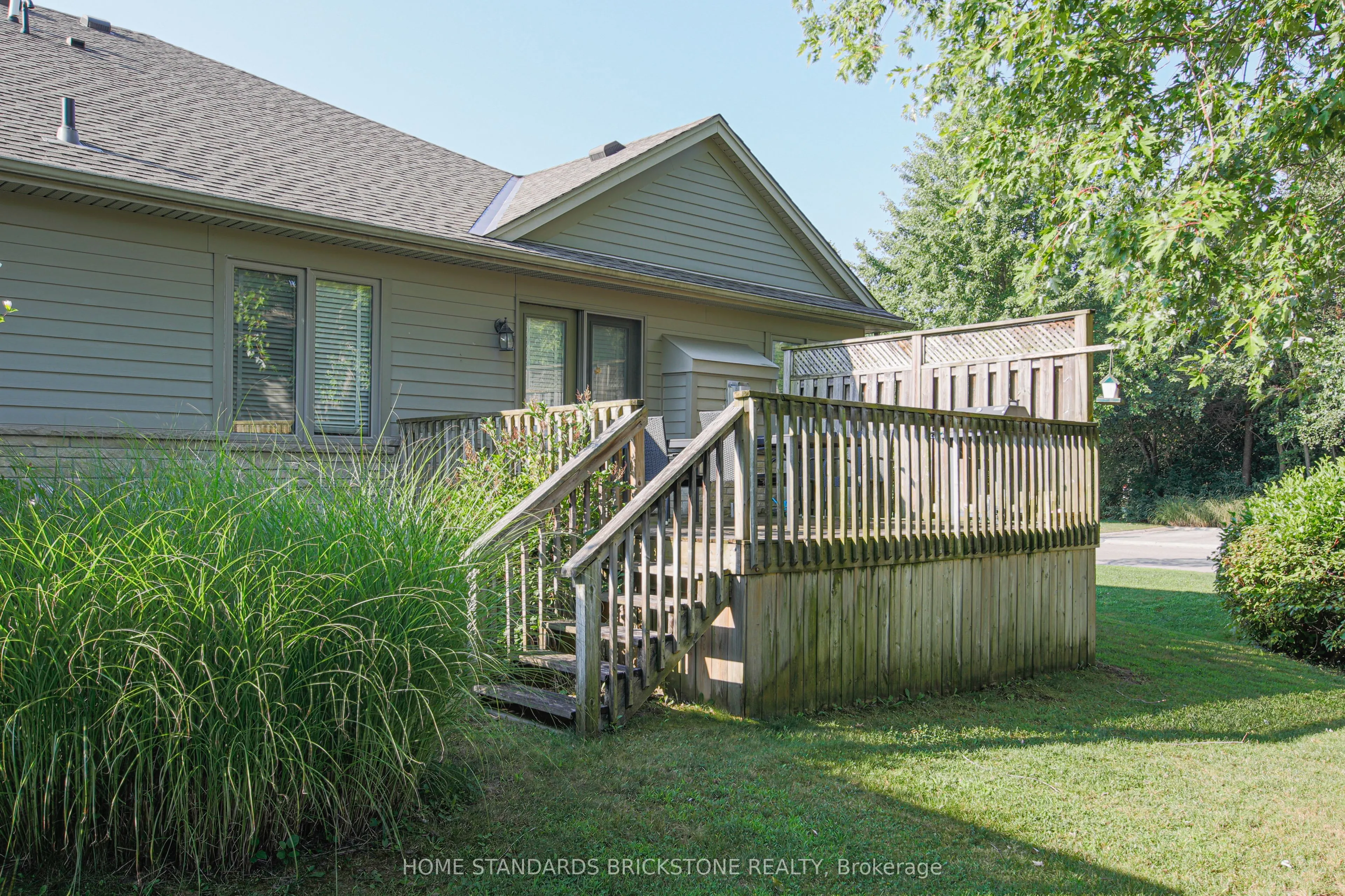 124 NORTH CENTRE RD, LONDON Road N, #1