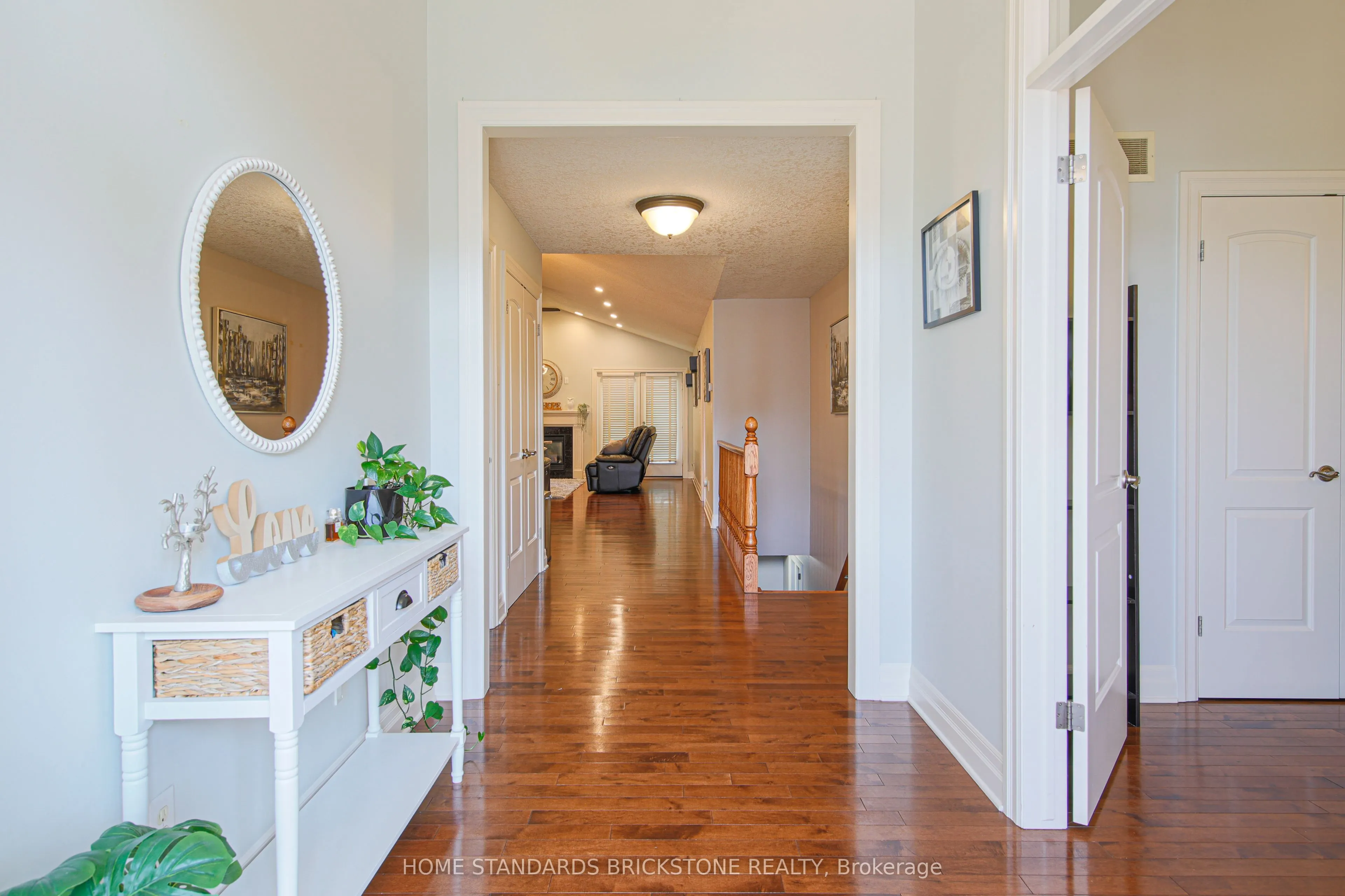 124 NORTH CENTRE RD, LONDON Road N, #1