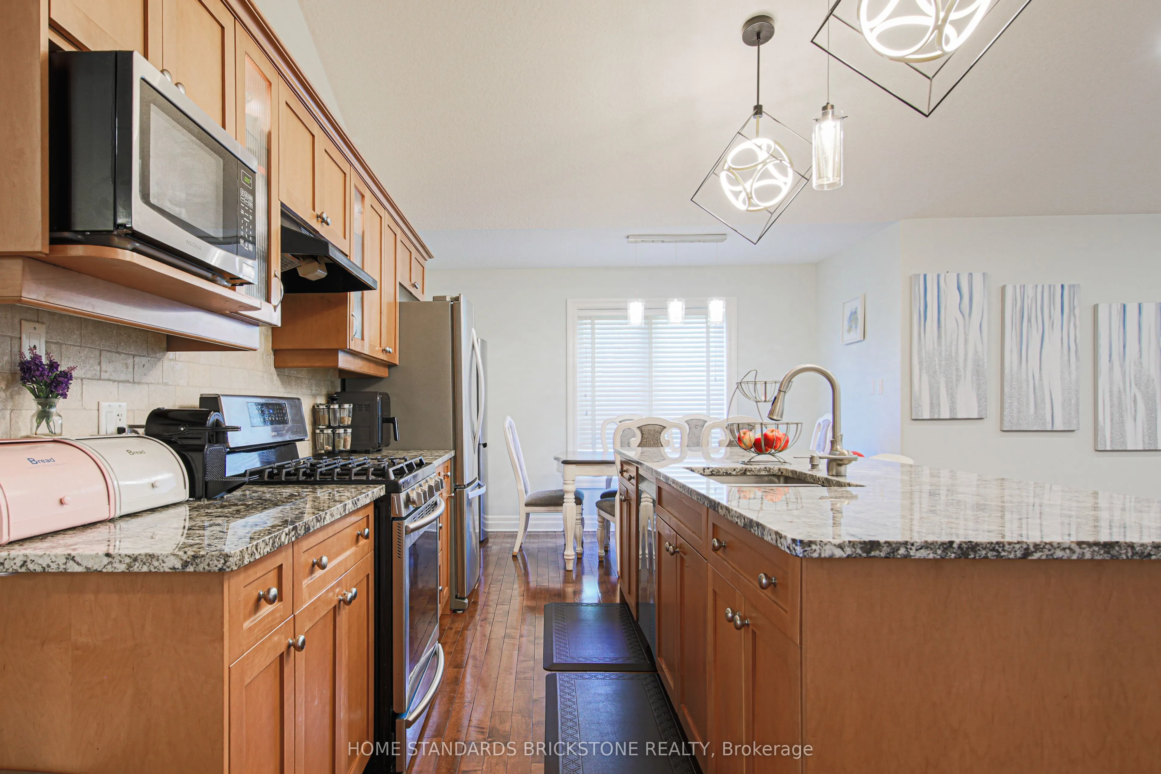 124 NORTH CENTRE RD, LONDON Road N, #1
