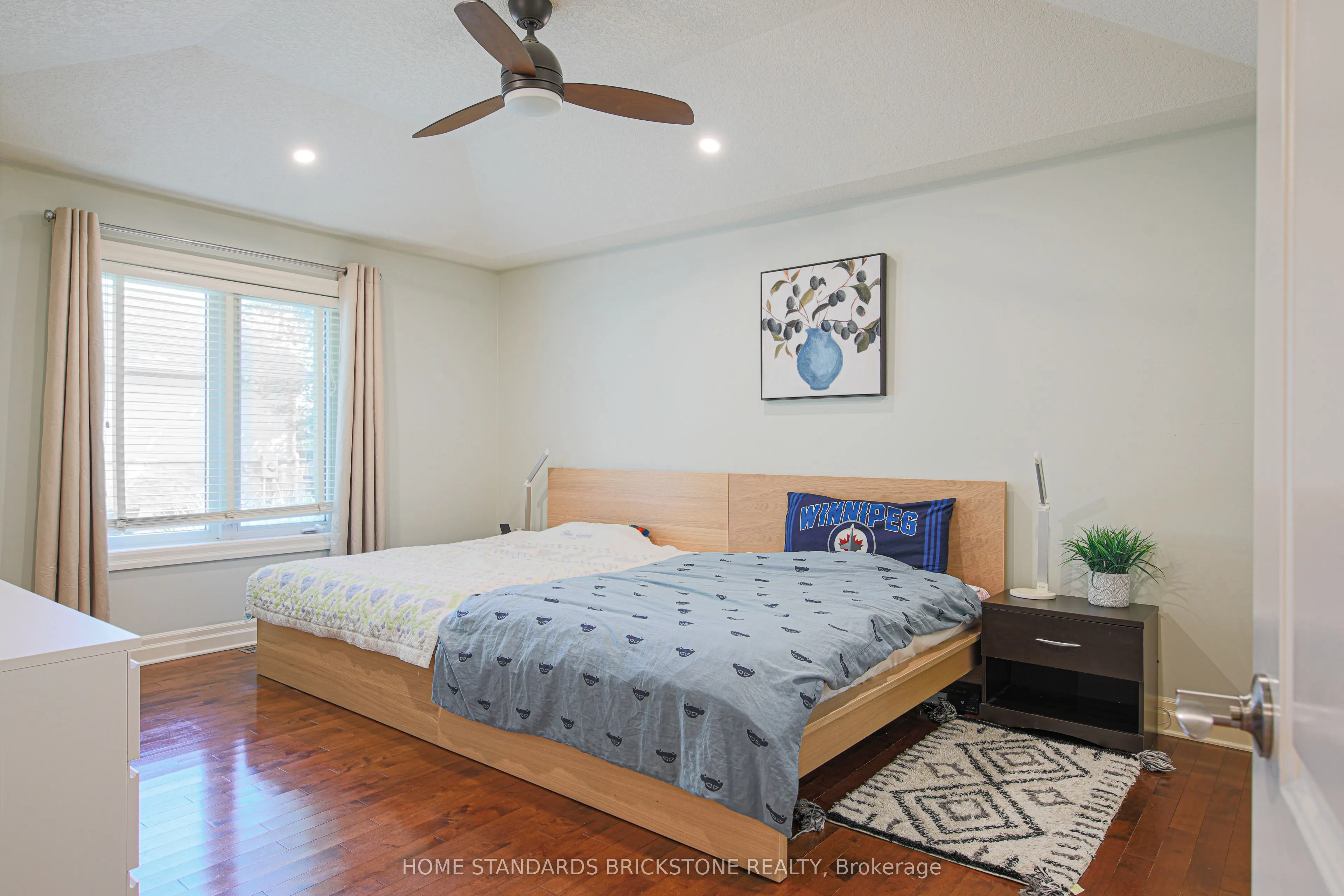 124 NORTH CENTRE RD, LONDON Road N, #1