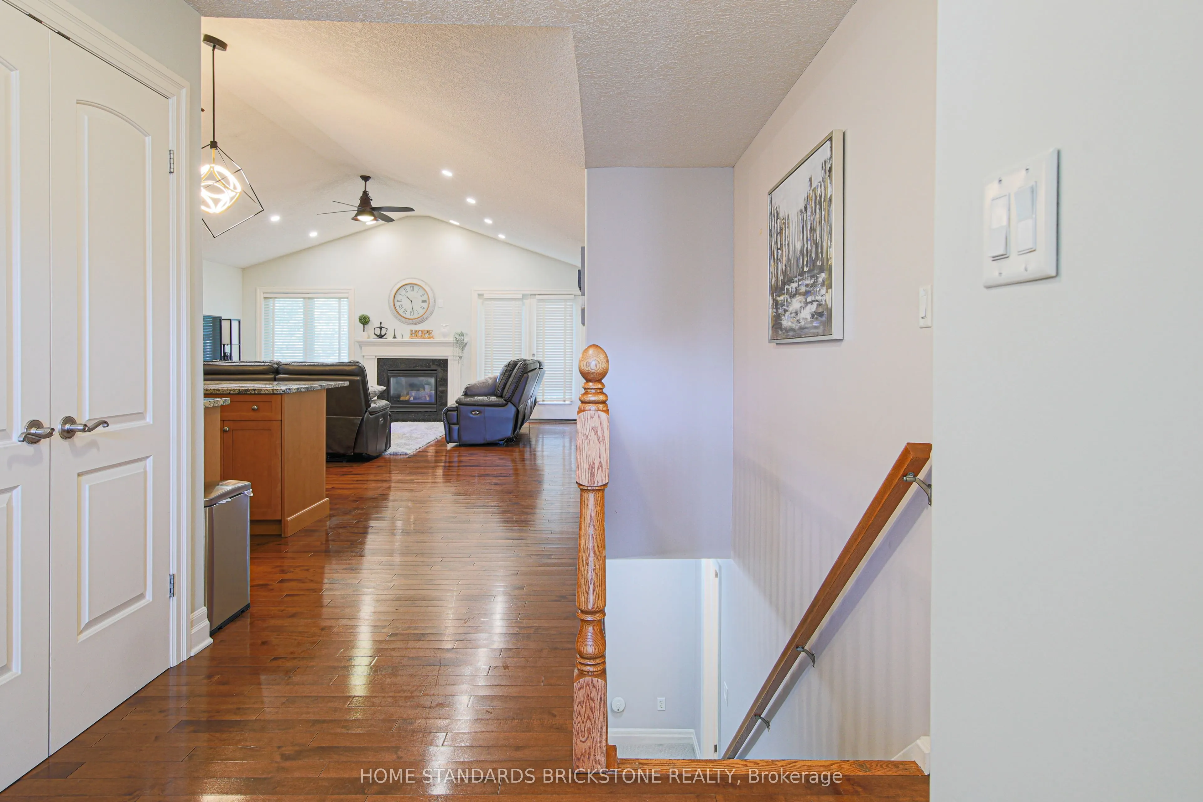 124 NORTH CENTRE RD, LONDON Road N, #1