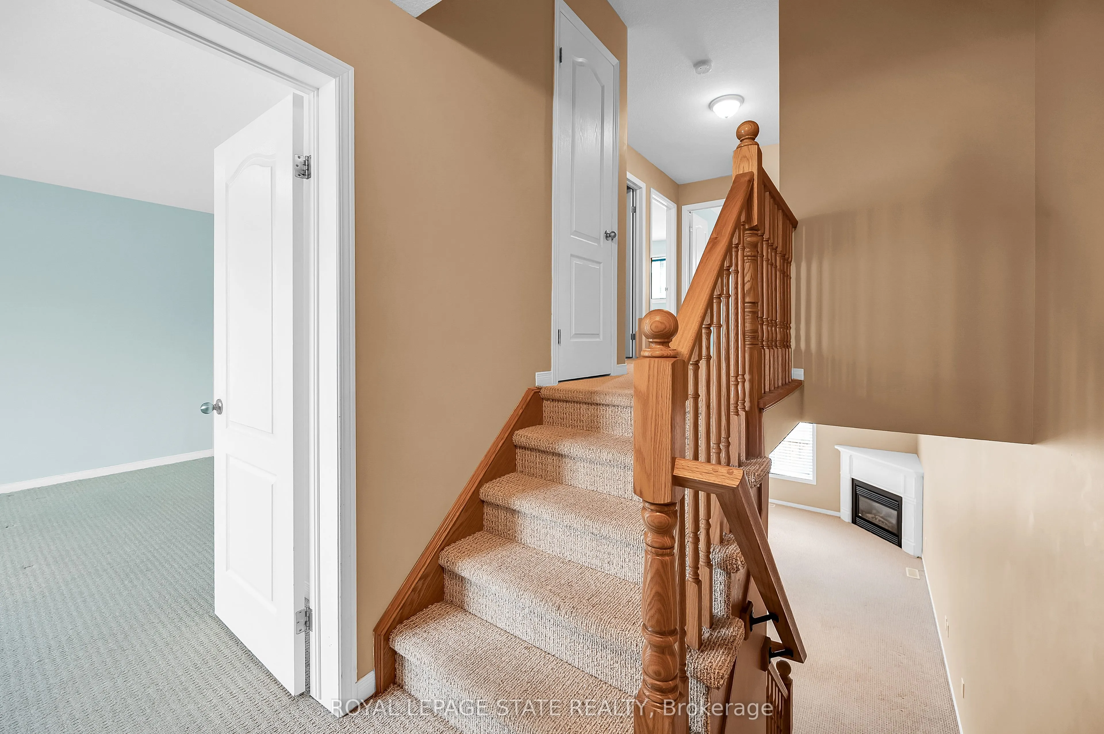 170 Palacebeach Trail, #24