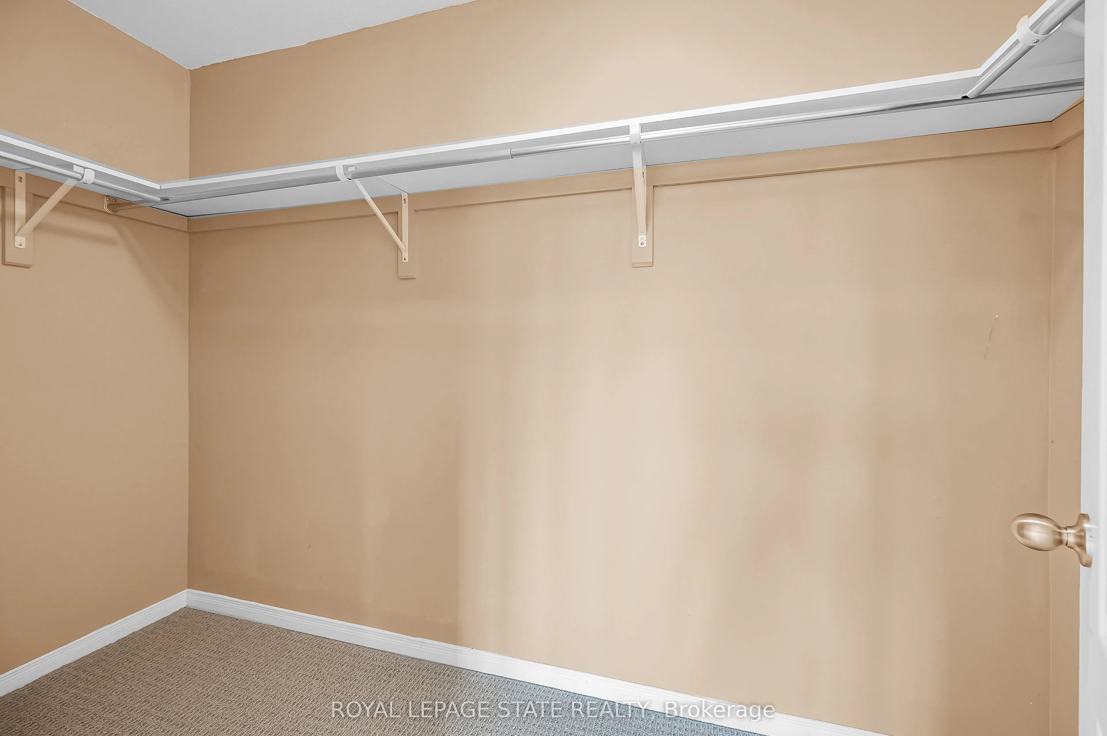 170 Palacebeach Trail, #24