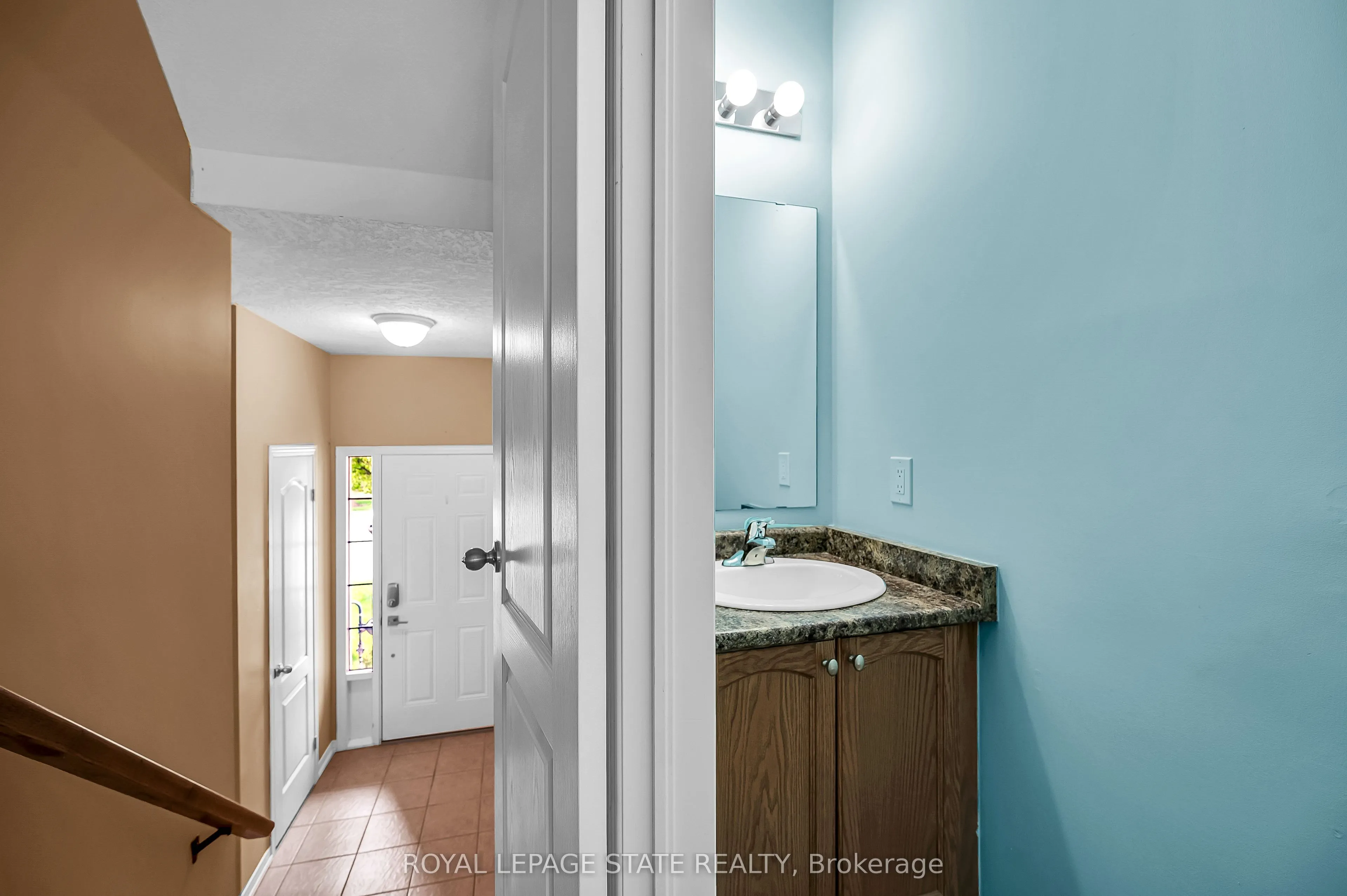 170 Palacebeach Trail, #24