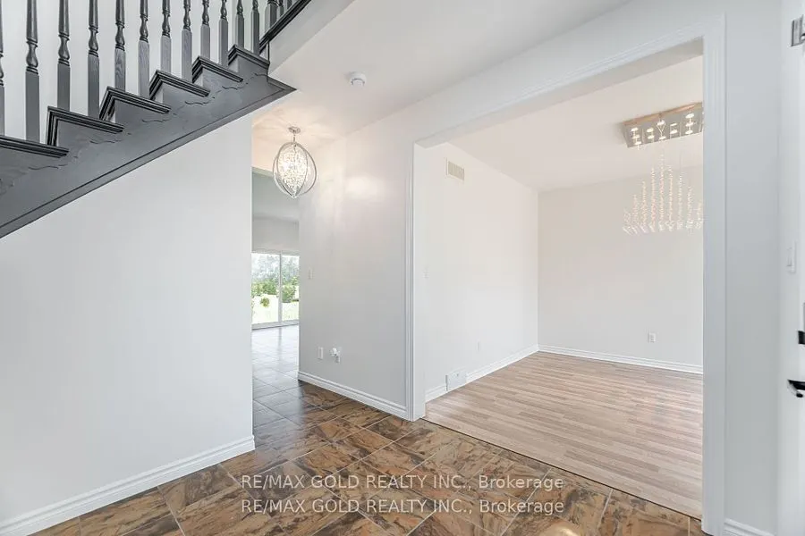 224 Skyline Avenue