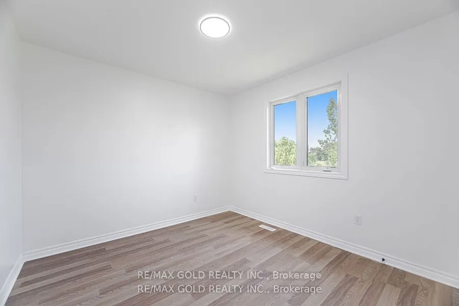 224 Skyline Avenue