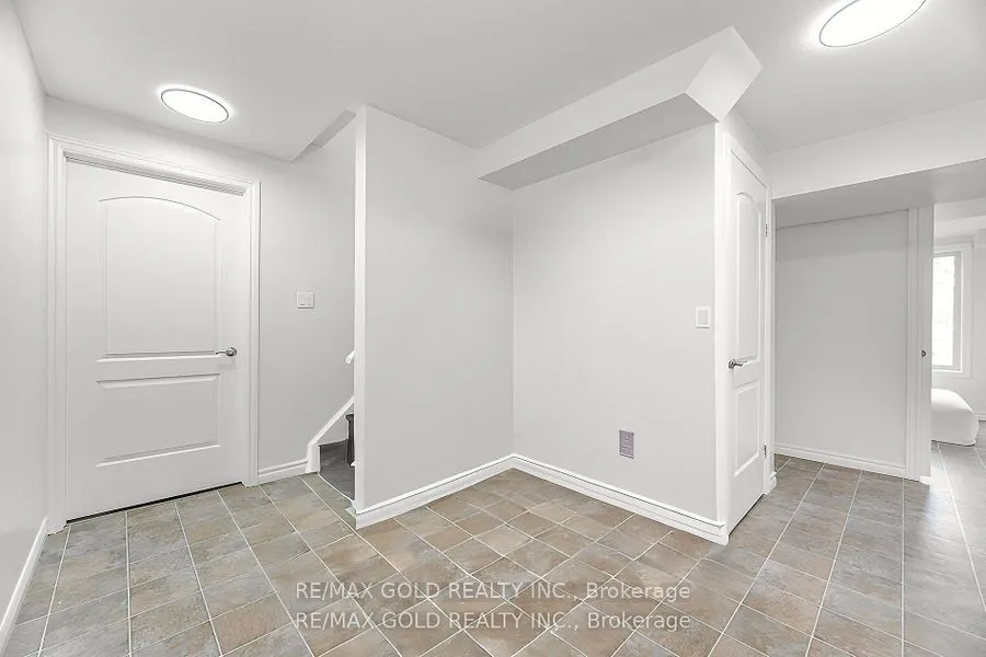 224 Skyline Avenue