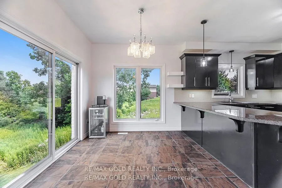 224 Skyline Avenue