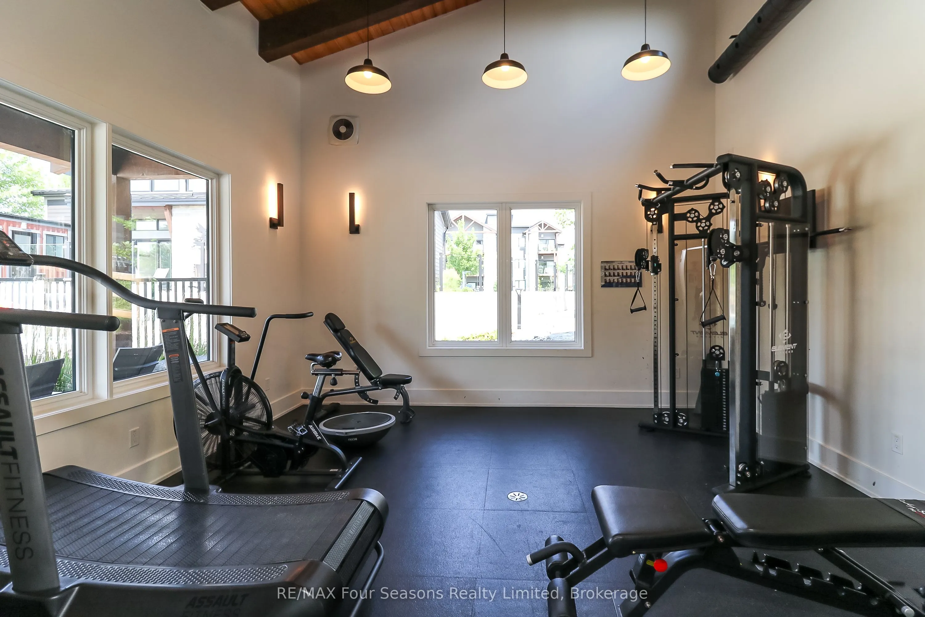 12 BEAUSOLEIL Lane, #107