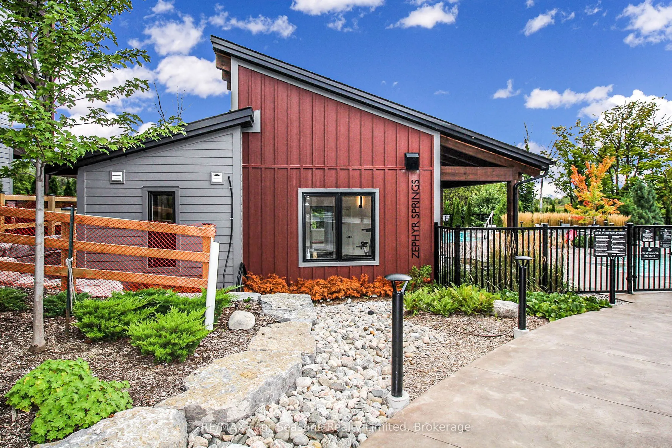 12 BEAUSOLEIL Lane, #107