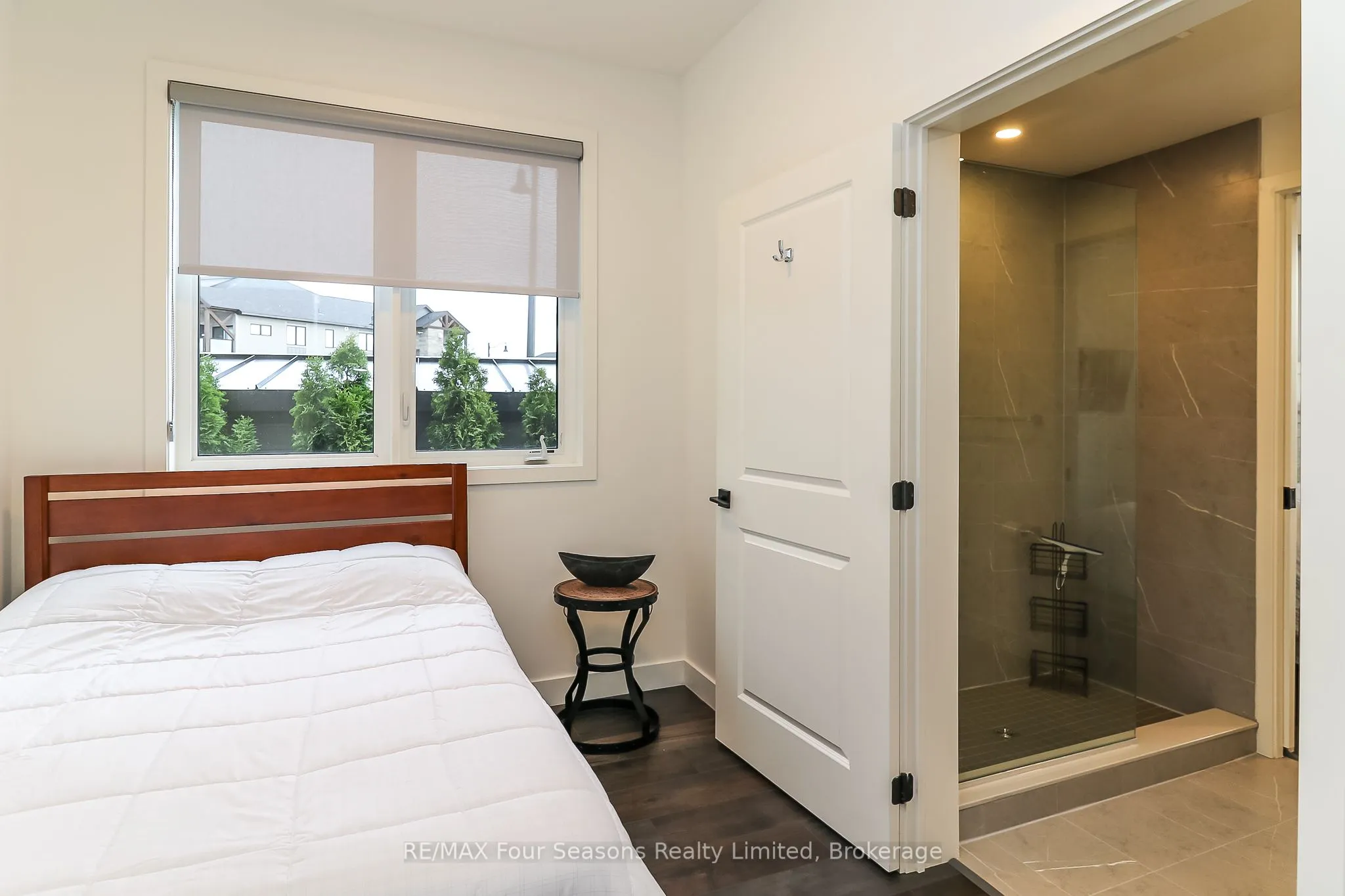 12 BEAUSOLEIL Lane, #107