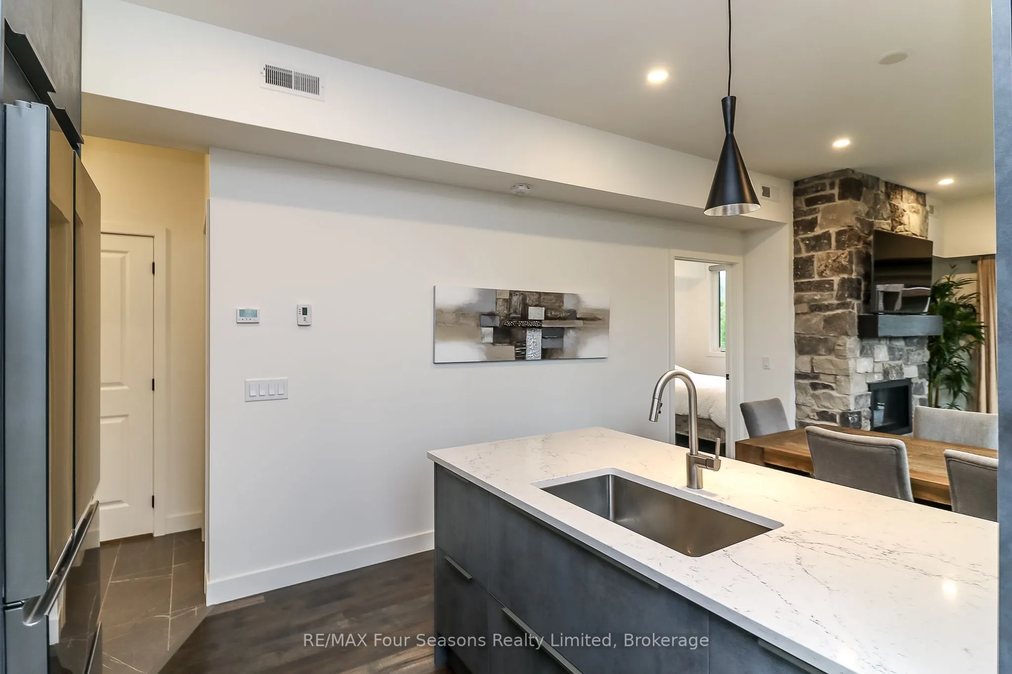 12 BEAUSOLEIL Lane, #107