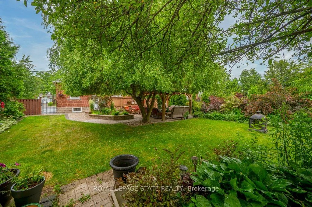 891 Garth Street