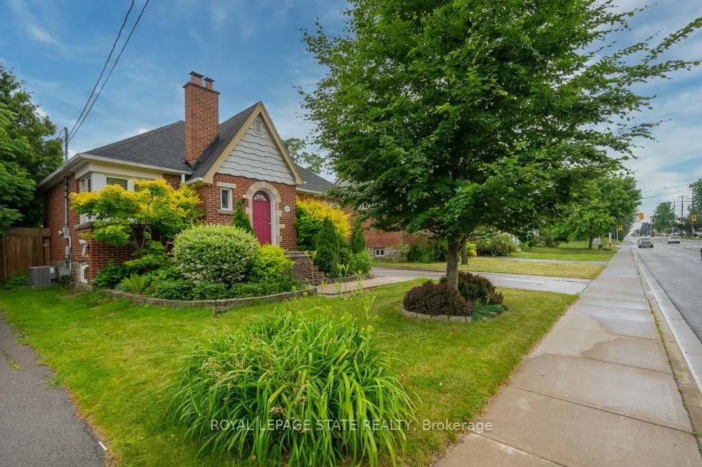 891 Garth Street