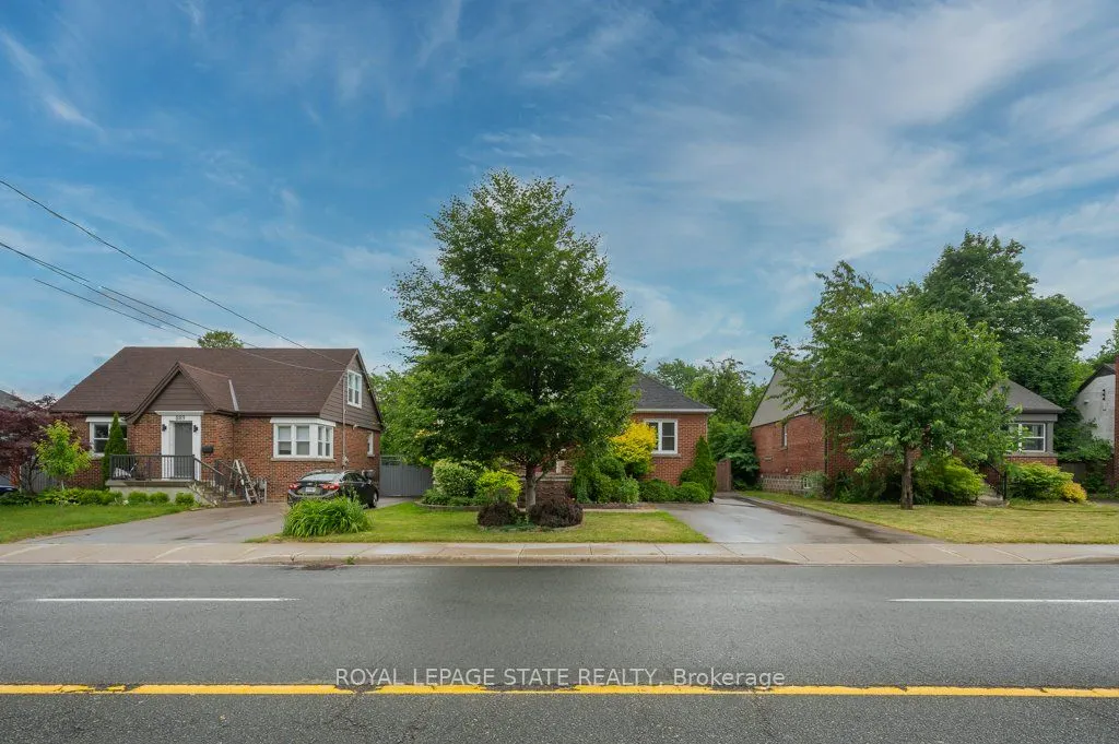 891 Garth Street