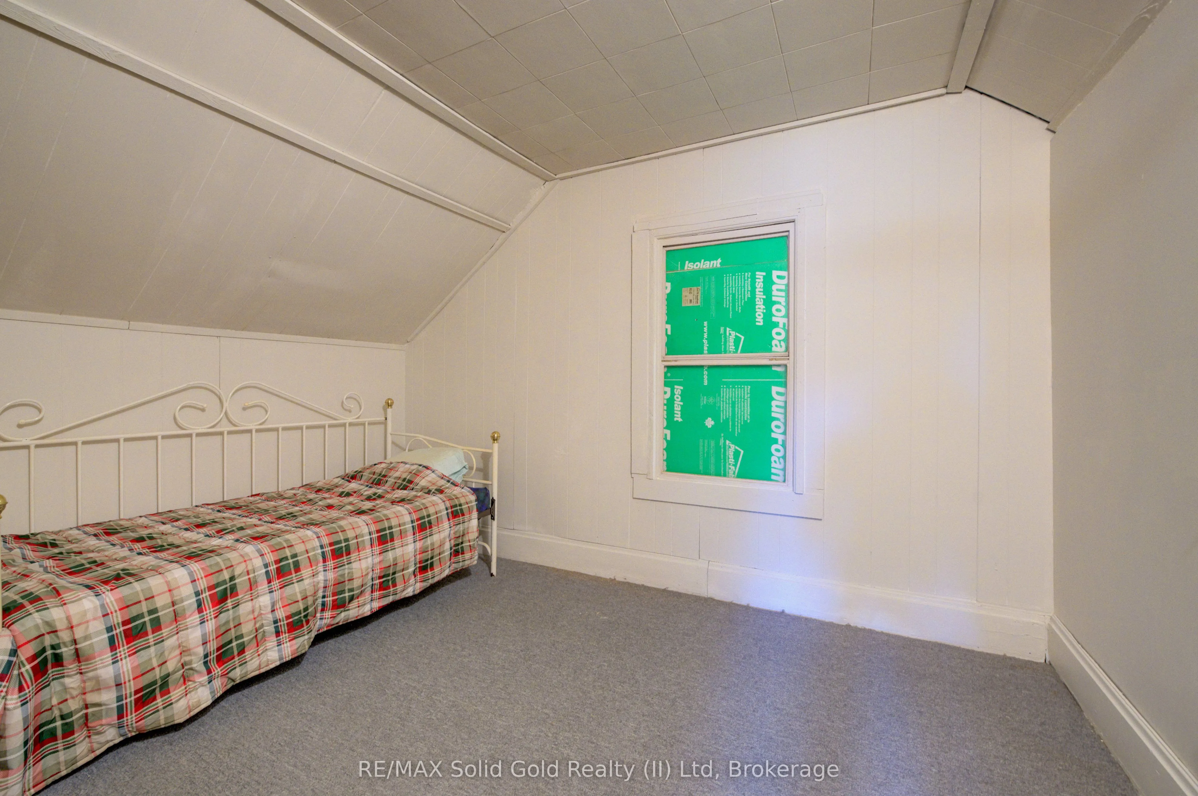 17656 Gregory Drive