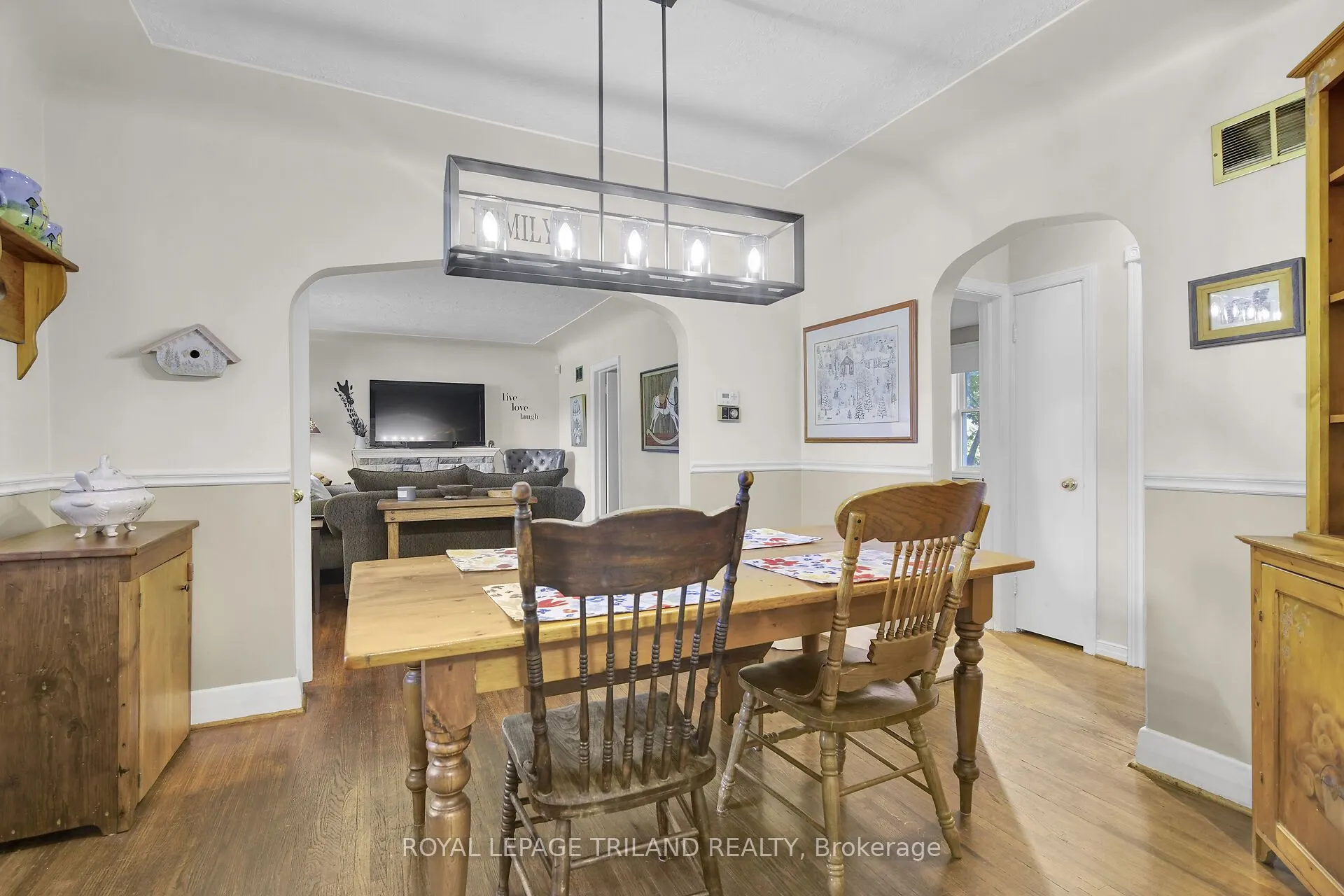 65 Broadway Avenue