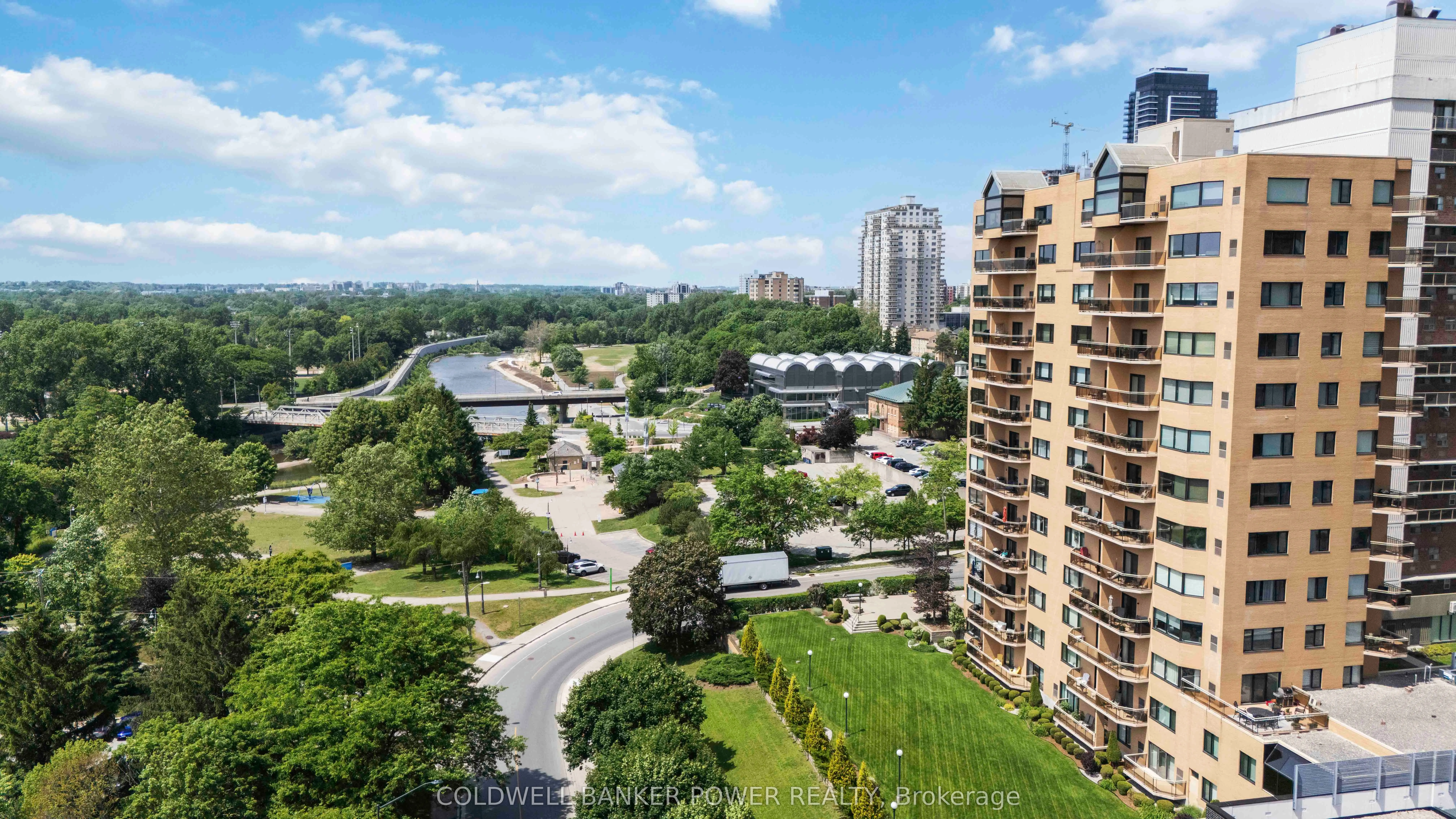 19 King Street, #602