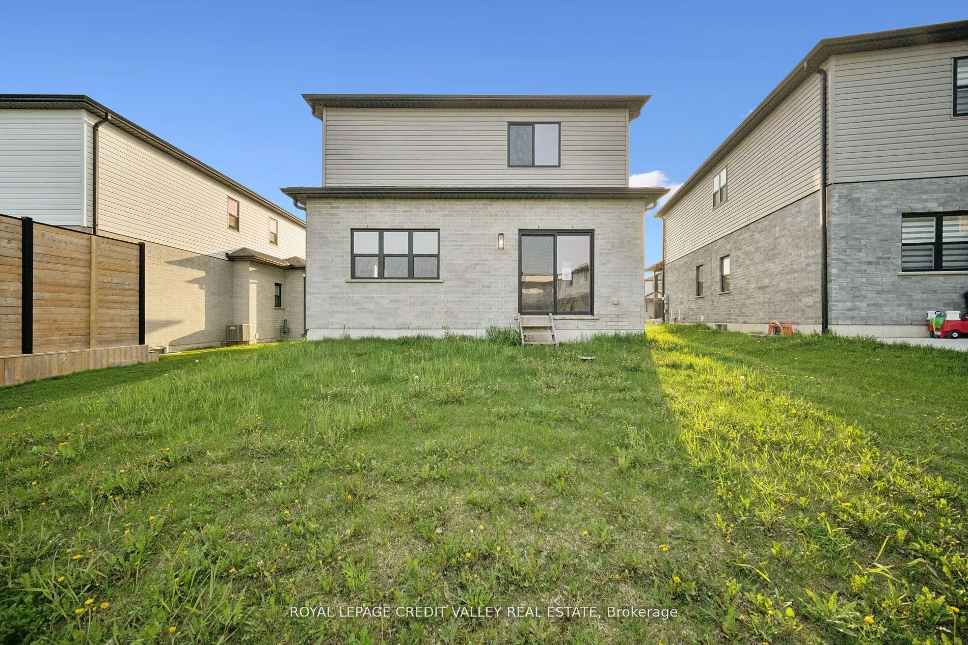 198 Middleton Avenue