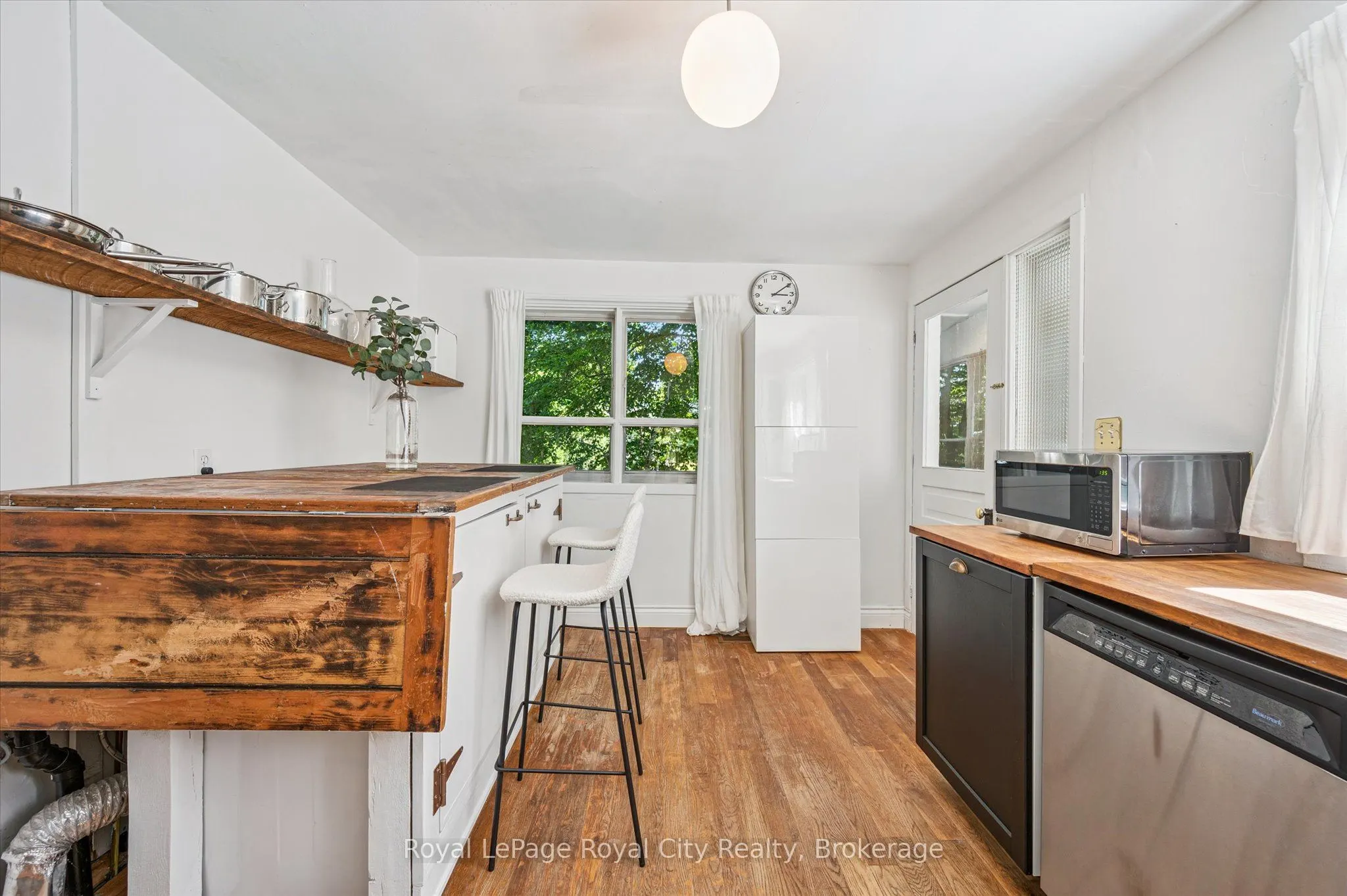 80 Cork Street W